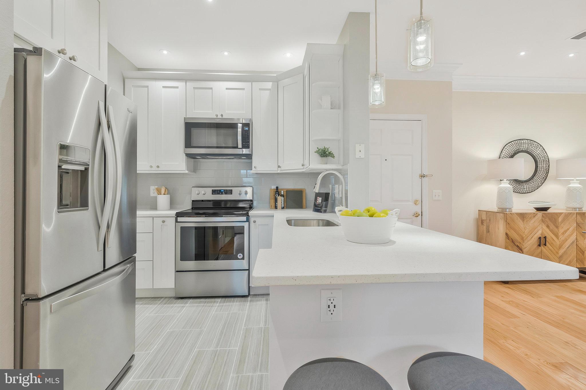 GATES OF MCLEAN - Residential Lease