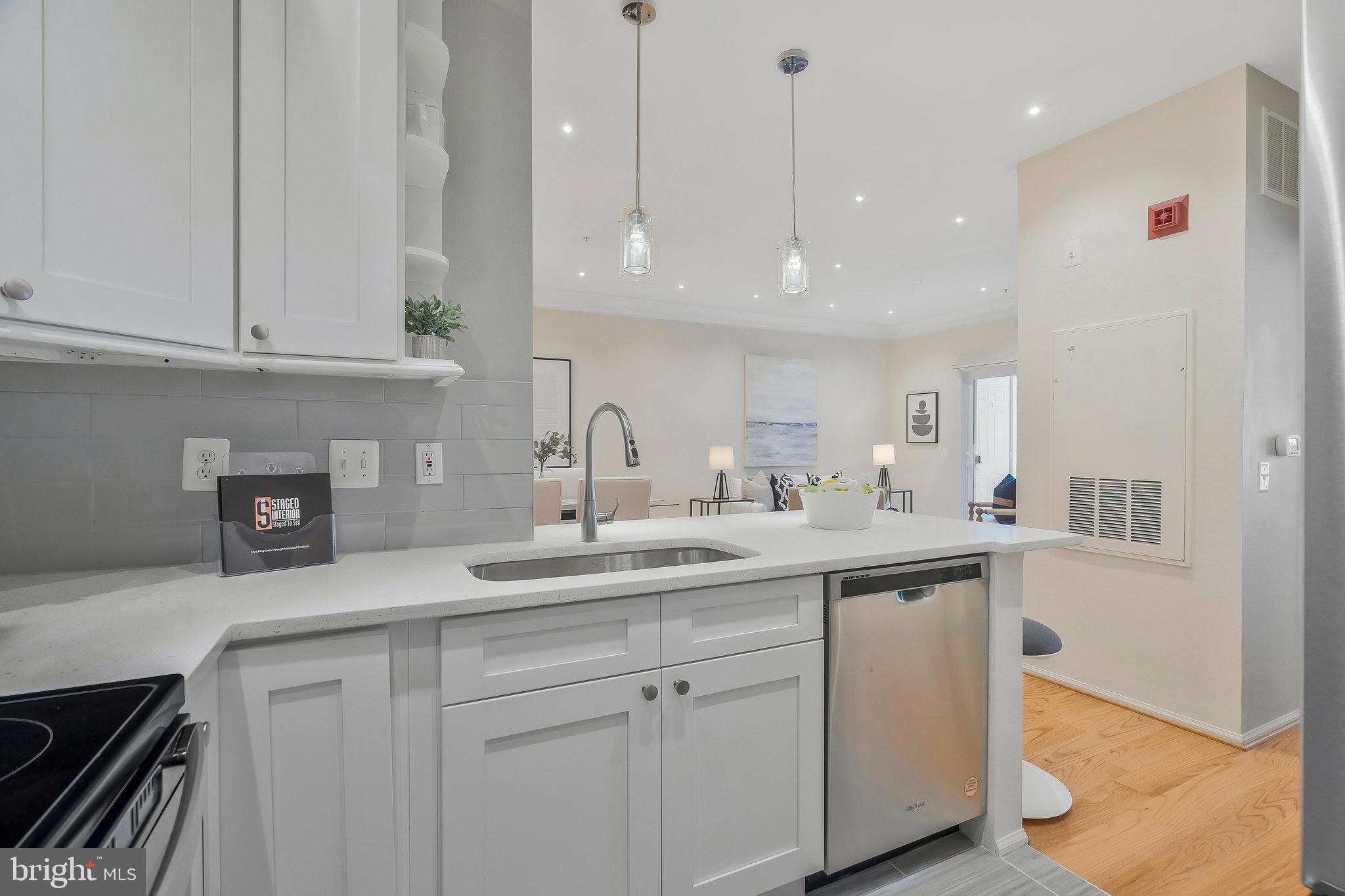 GATES OF MCLEAN - Residential Lease