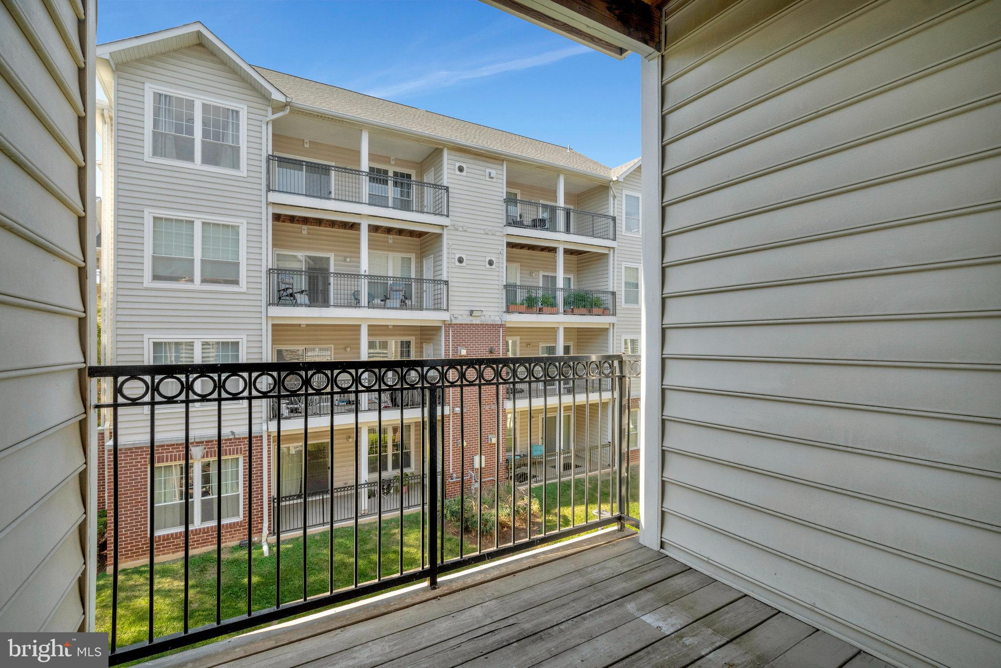 GATES OF MCLEAN - Residential Lease