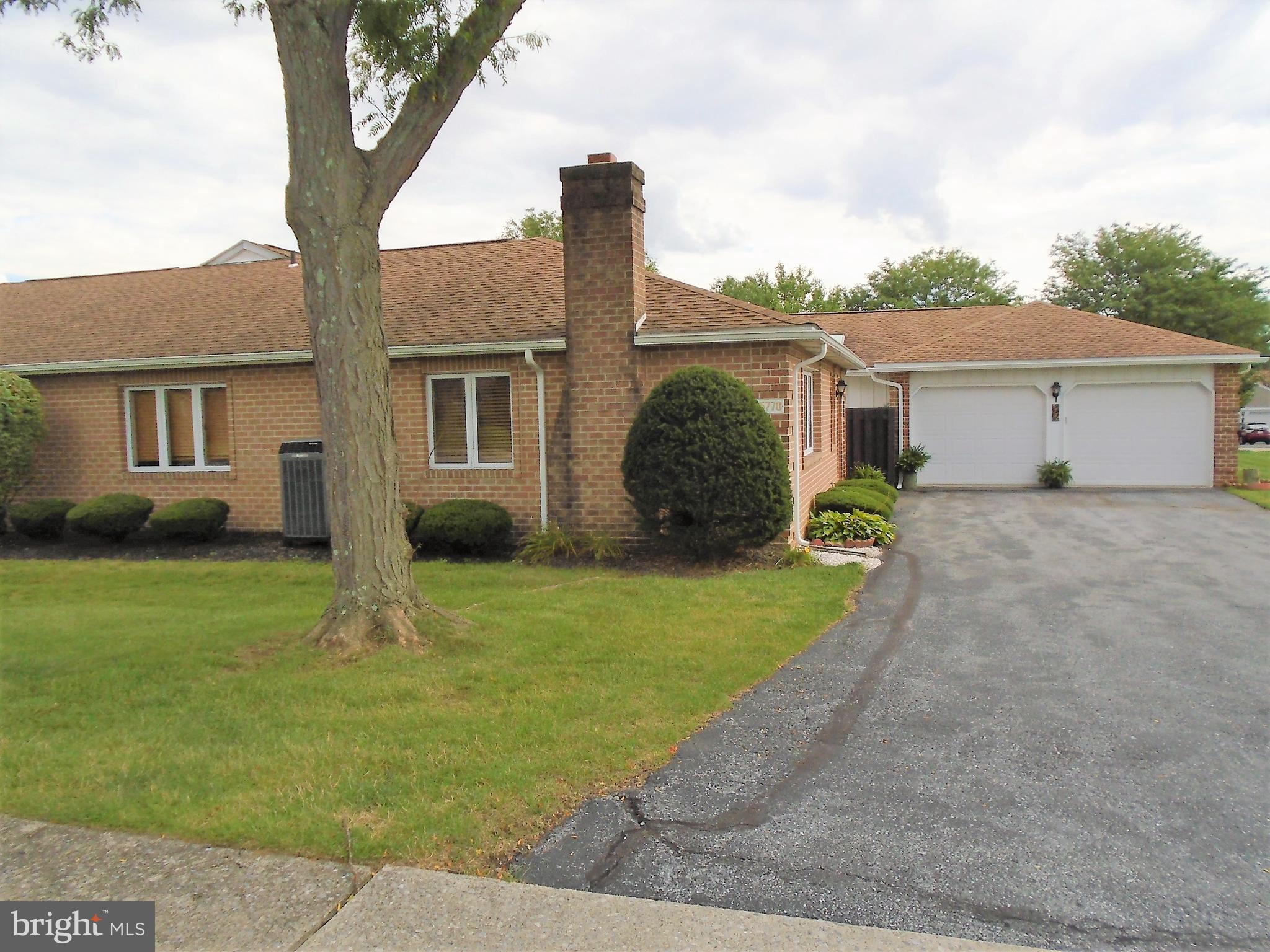 FAIRWAYS AT BROOKSID - Residential