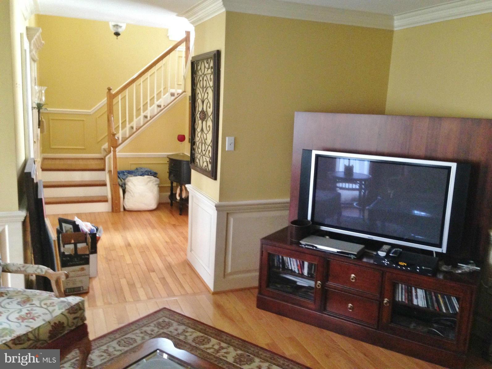 SPRING LAWN FARM - Residential Lease