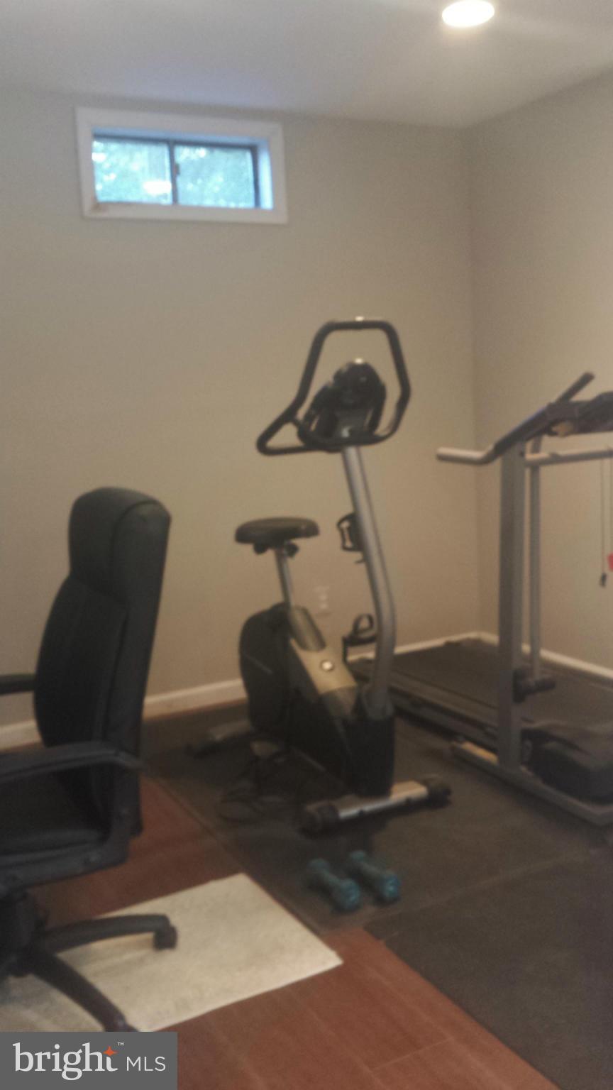 SPRING LAWN FARM - Residential Lease