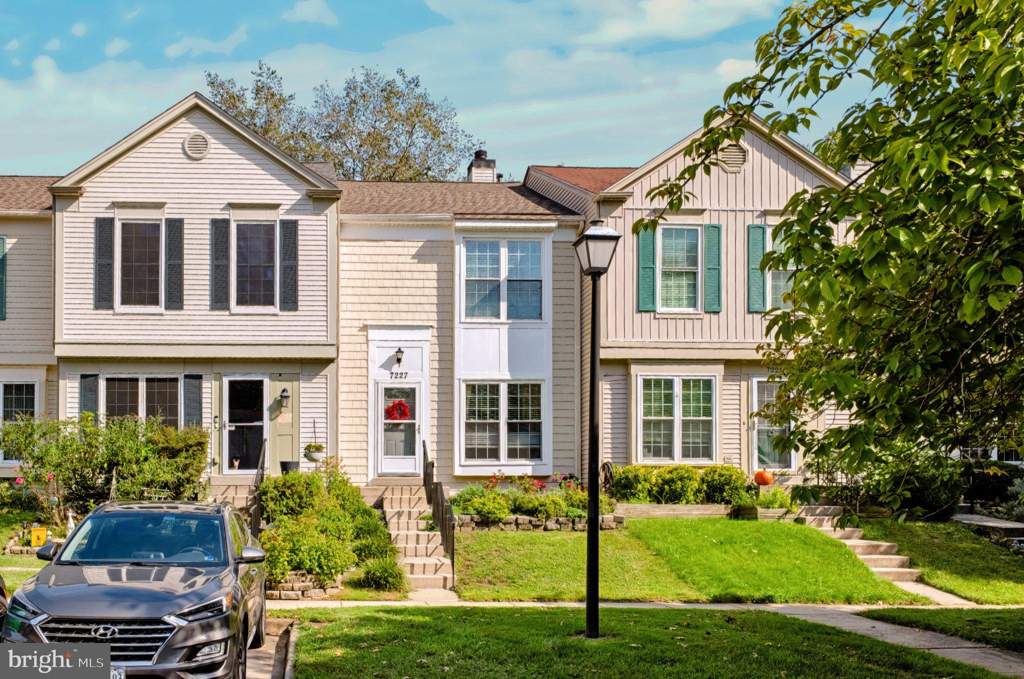 7227 STOVER COURT