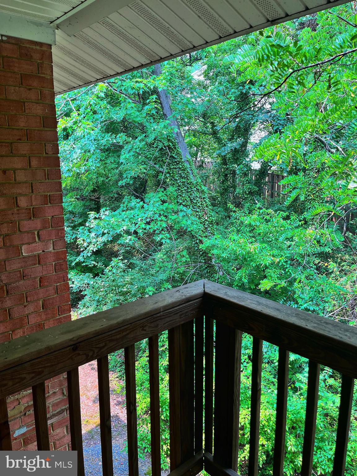 MARKHAM VIEW CONDOMINIUMS - Residential Lease