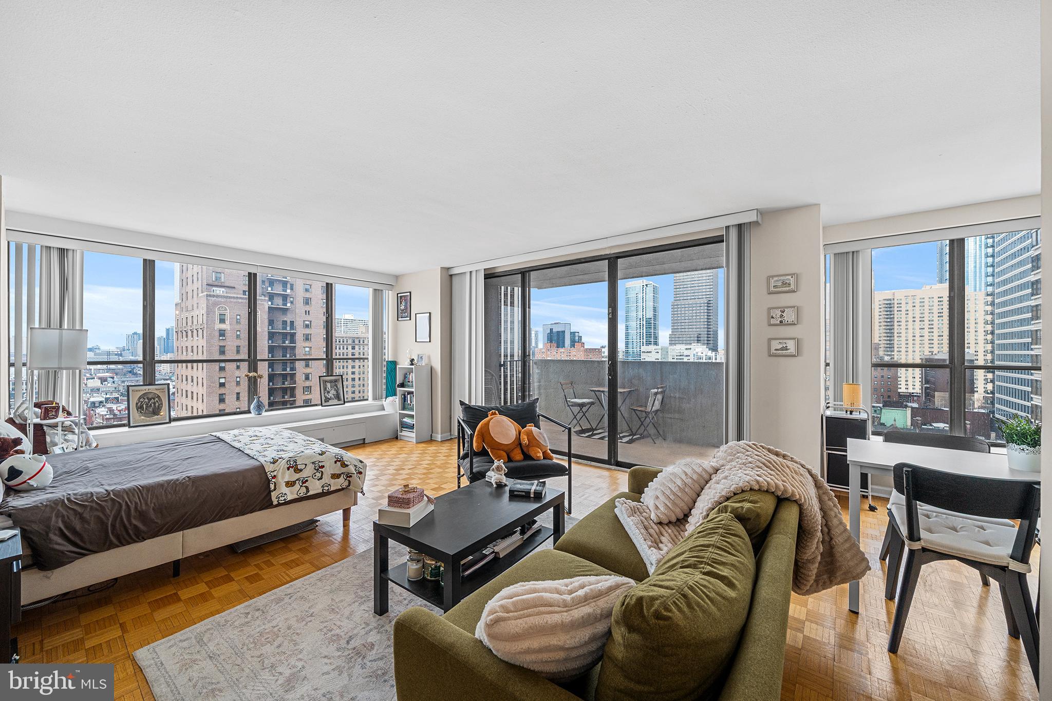 THE DORCHESTER - Residential