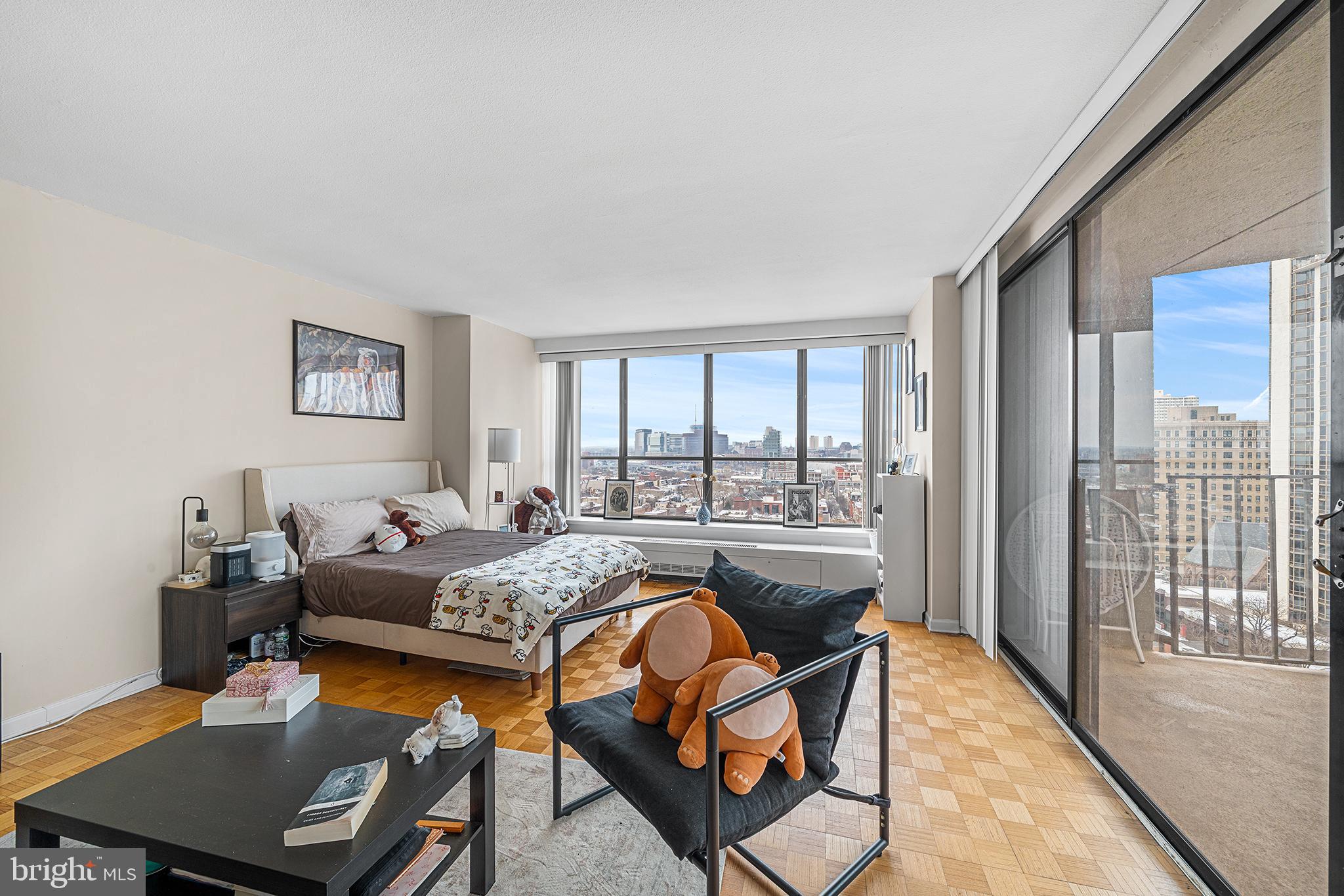 THE DORCHESTER - Residential