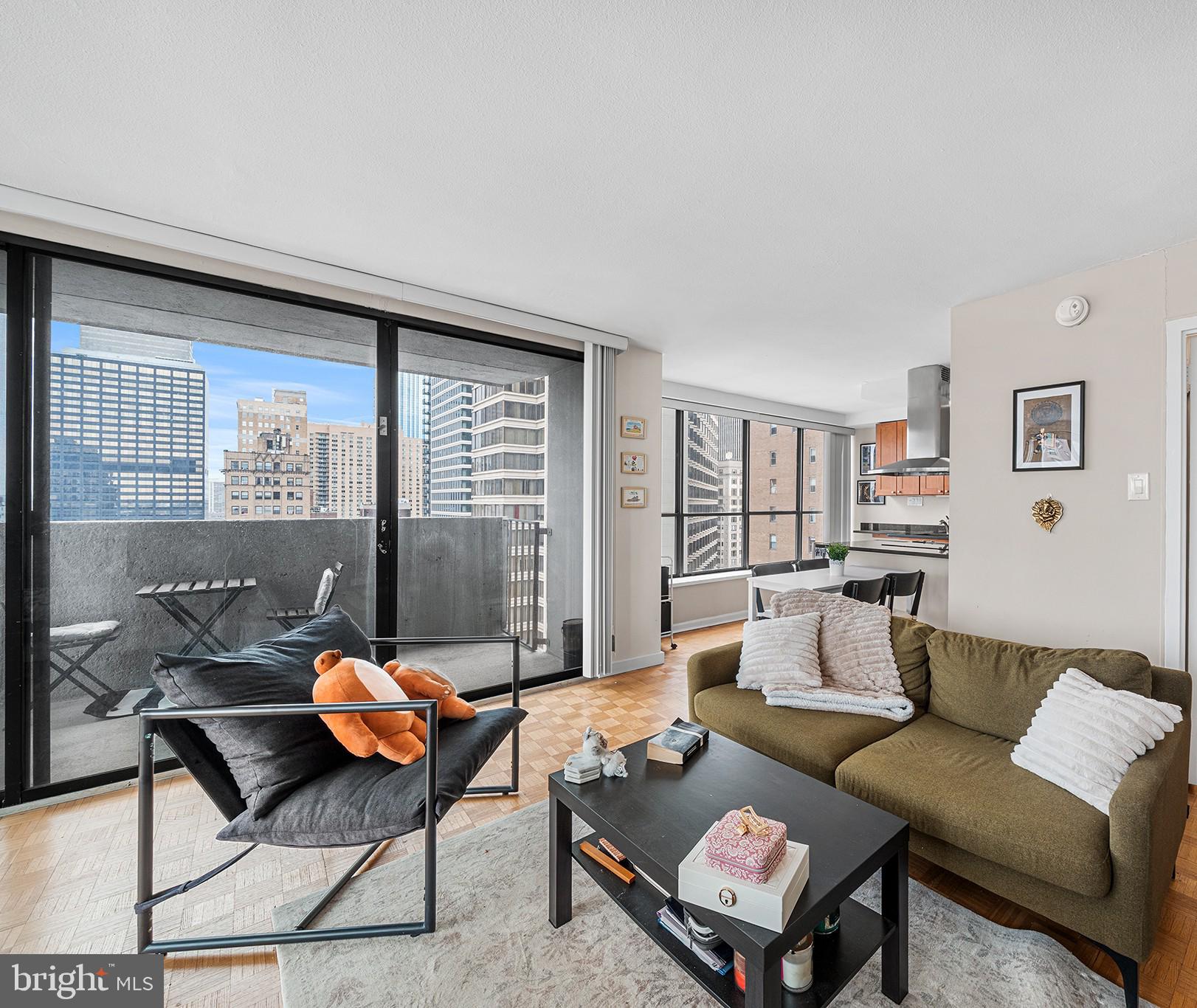 THE DORCHESTER - Residential