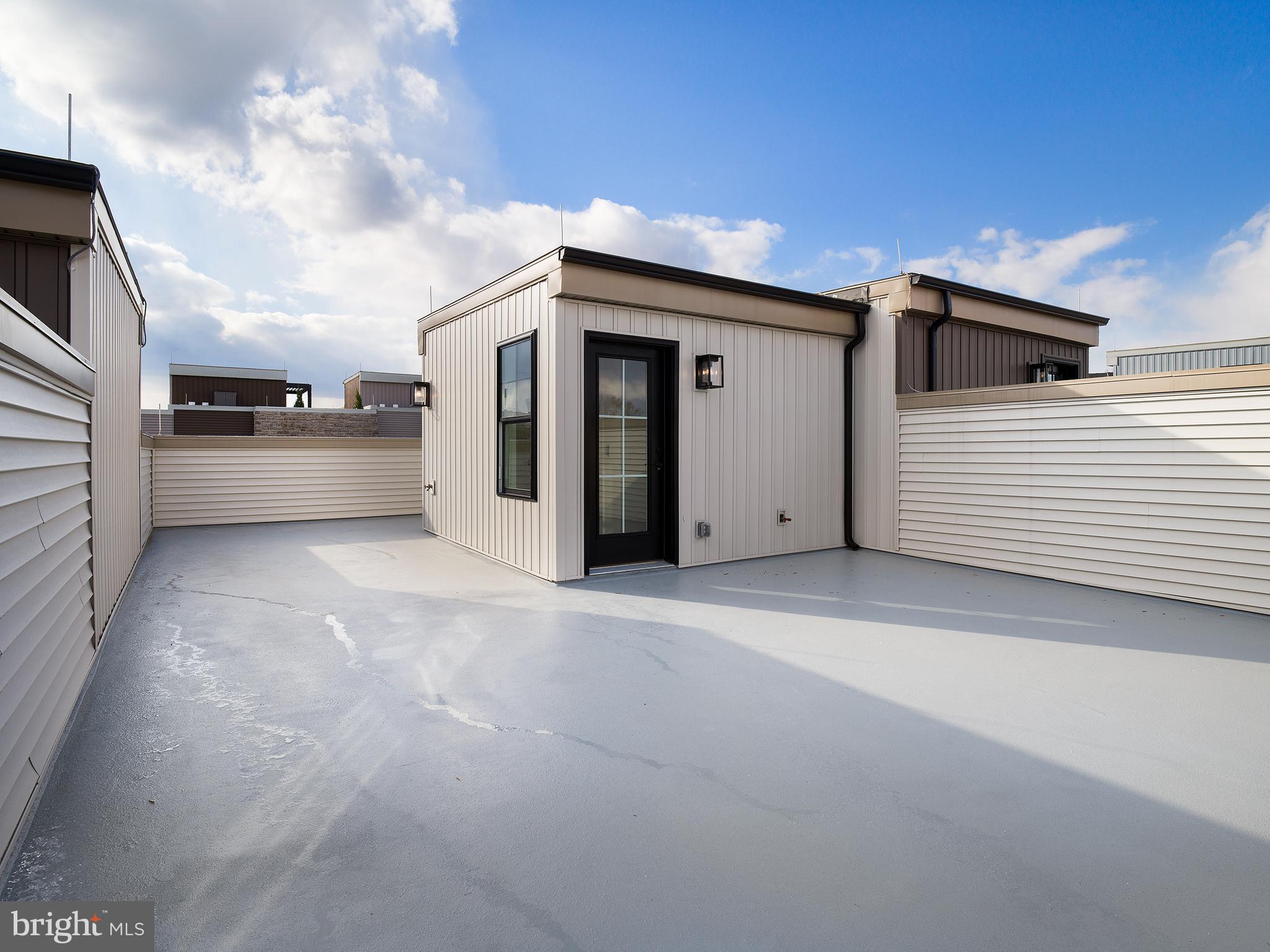 NEWTOWN WALK AT ELLIS PRESERVE - Residential