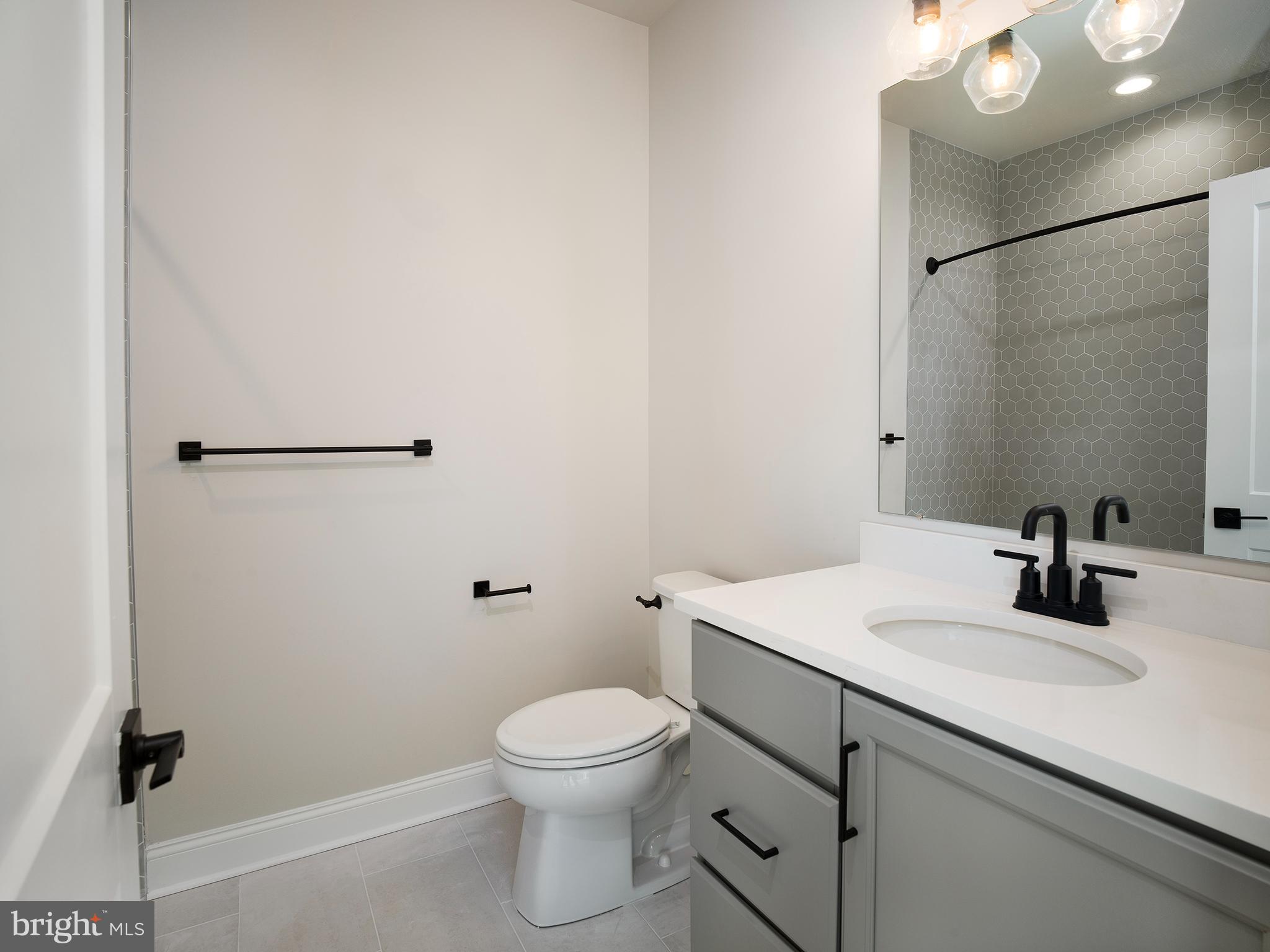 NEWTOWN WALK AT ELLIS PRESERVE - Residential