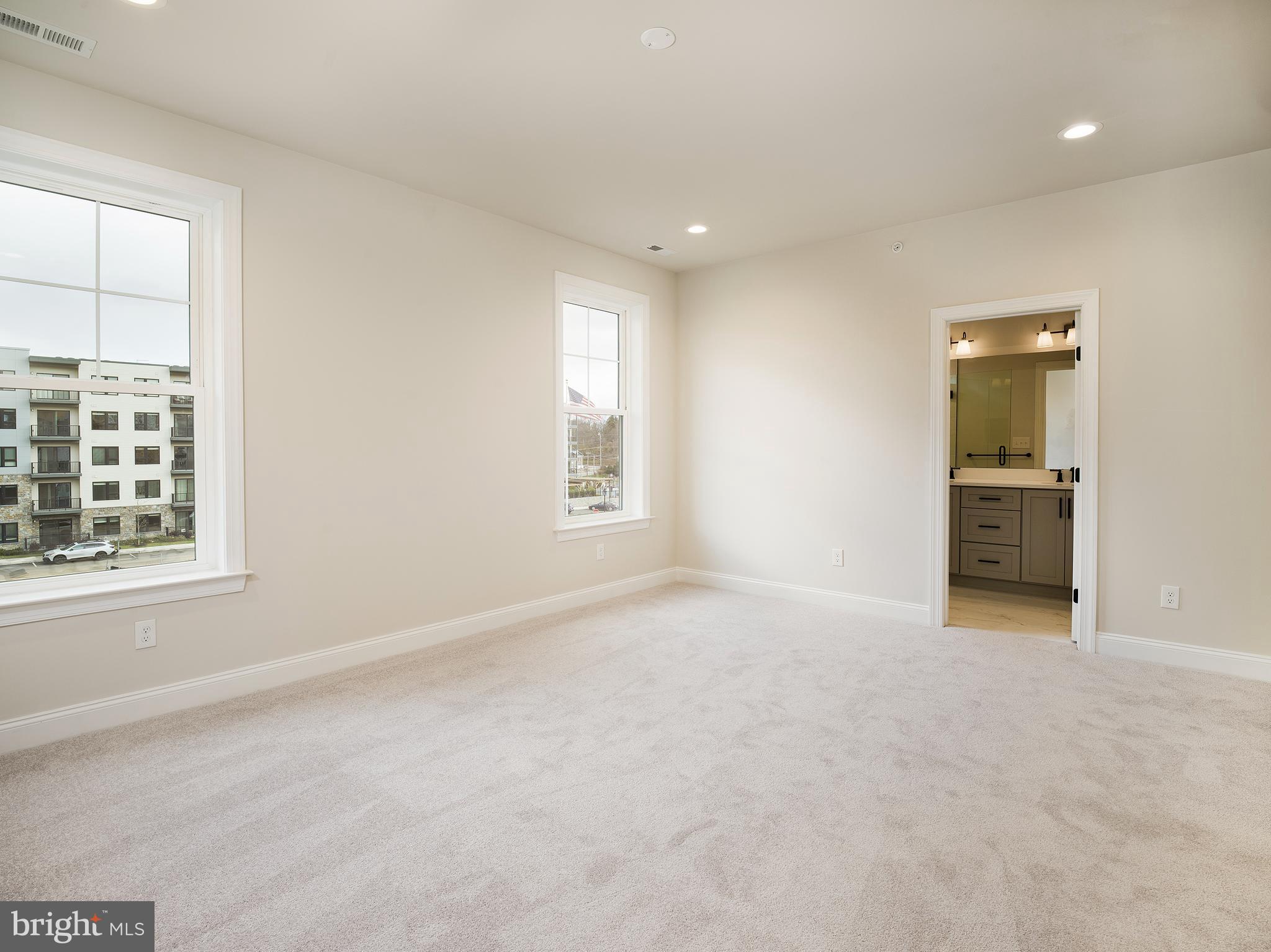 NEWTOWN WALK AT ELLIS PRESERVE - Residential