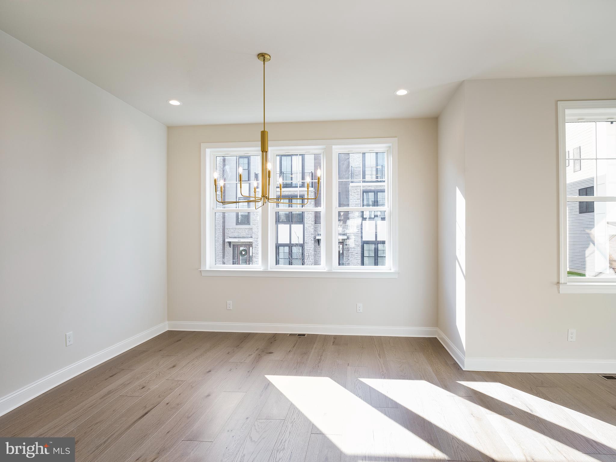 NEWTOWN WALK AT ELLIS PRESERVE - Residential