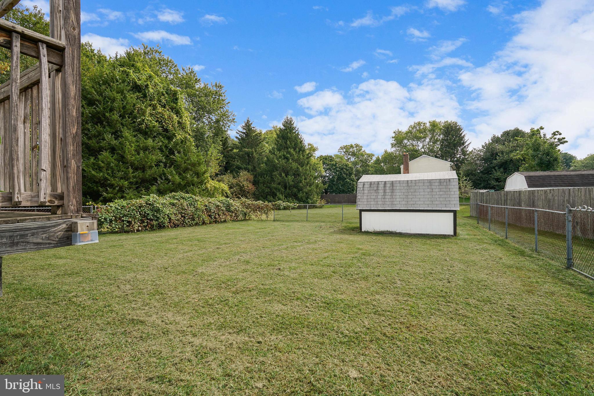 HERITAGE WOODS - Residential