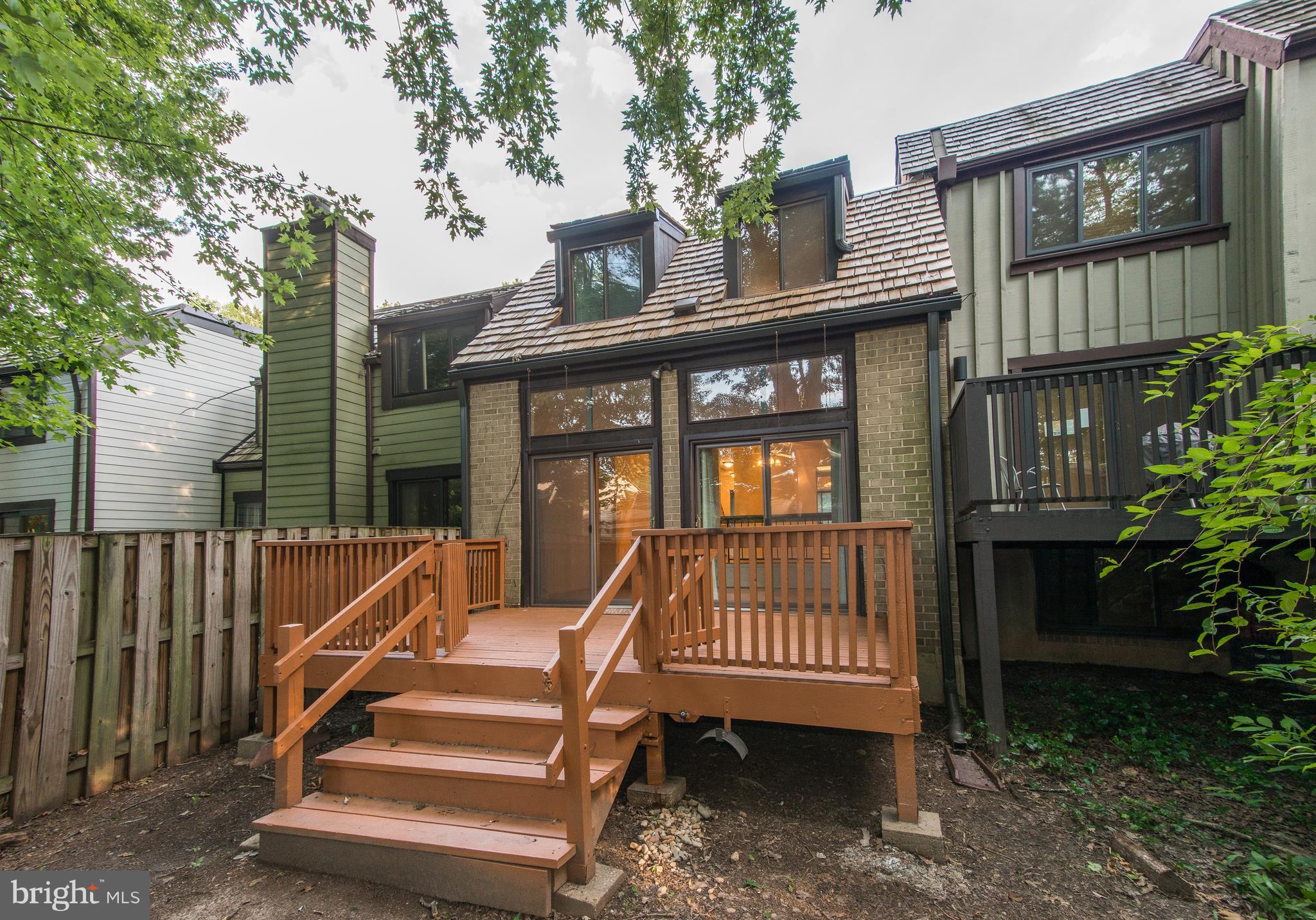 RESTON - Residential Lease