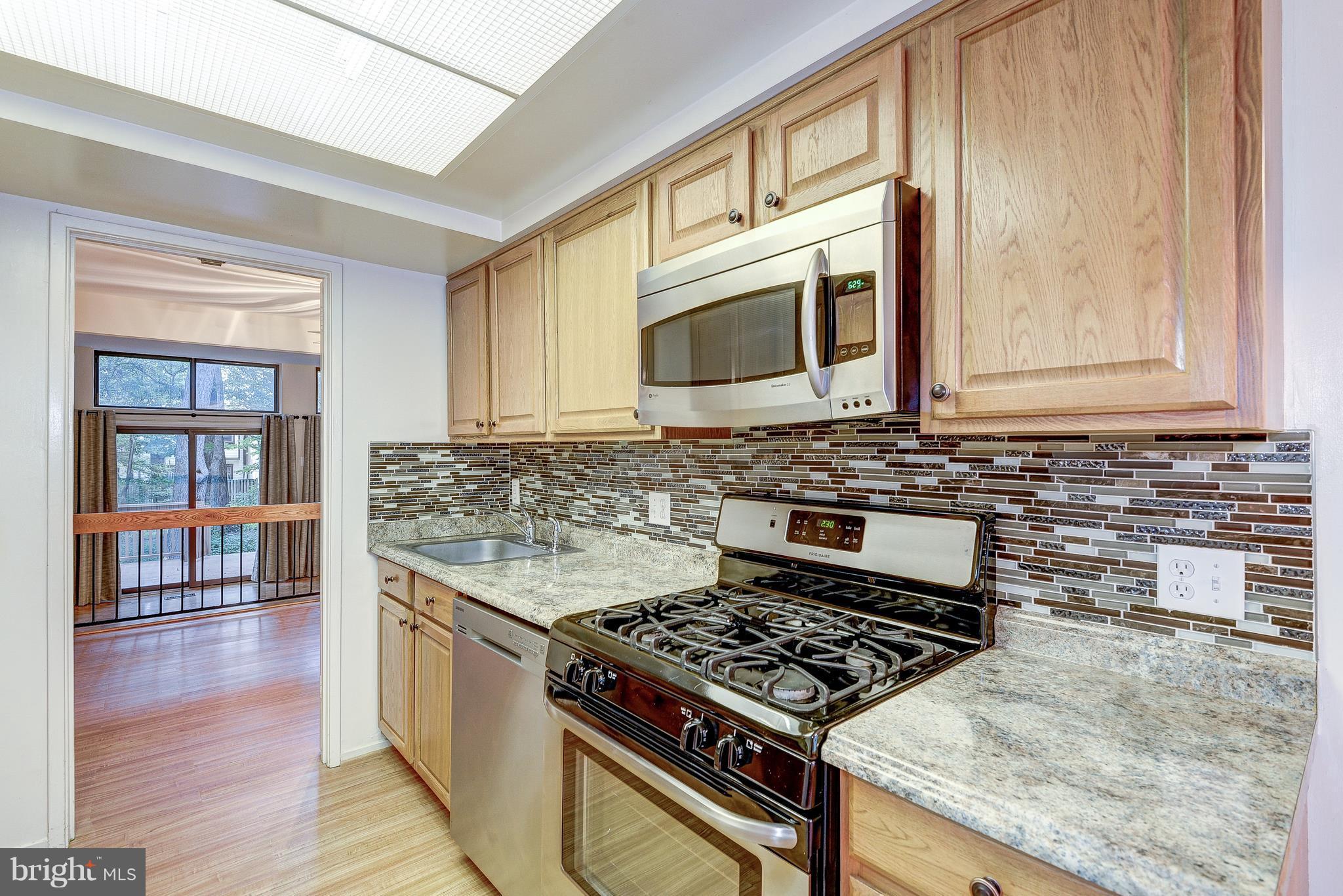 RESTON - Residential Lease