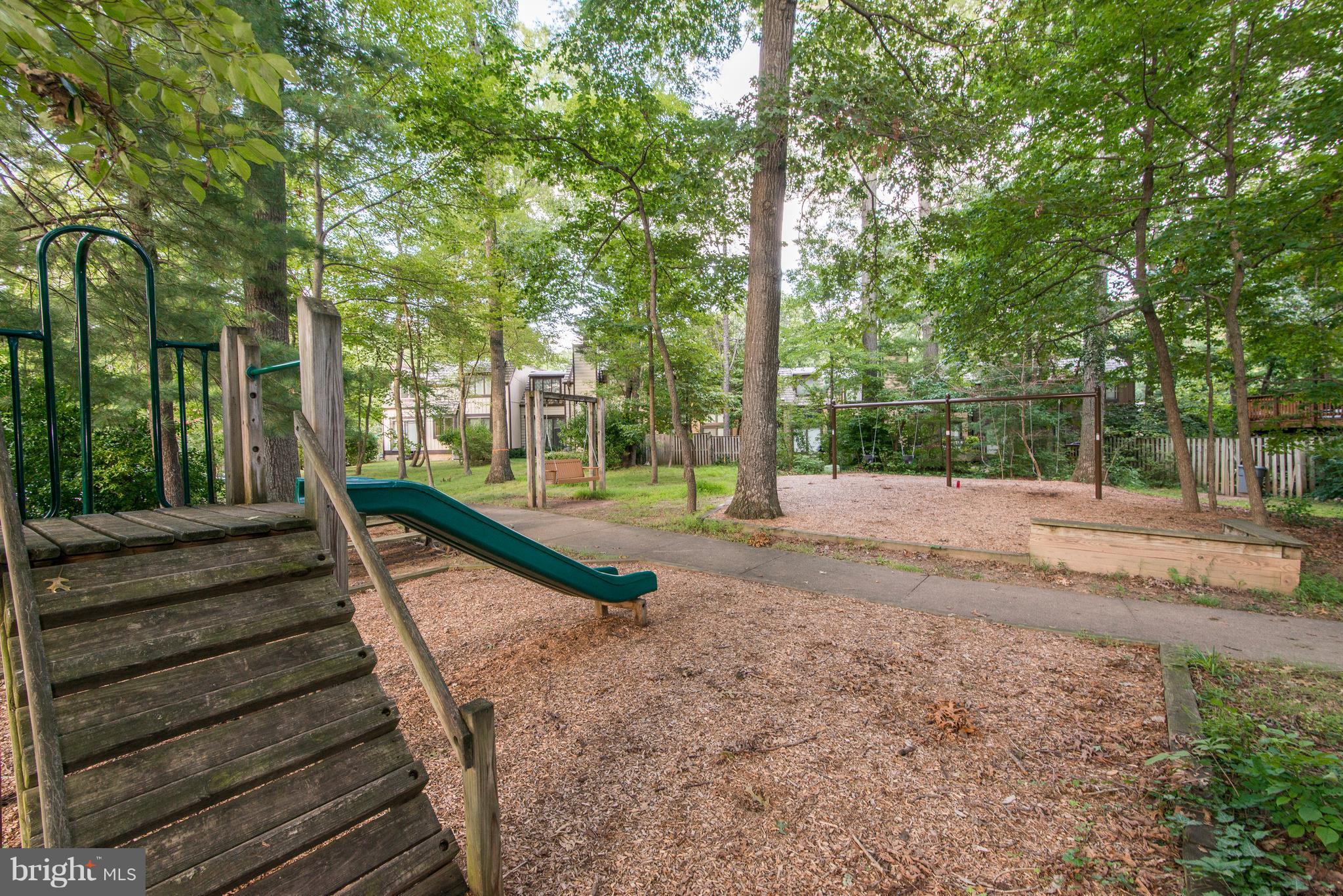 RESTON - Residential Lease