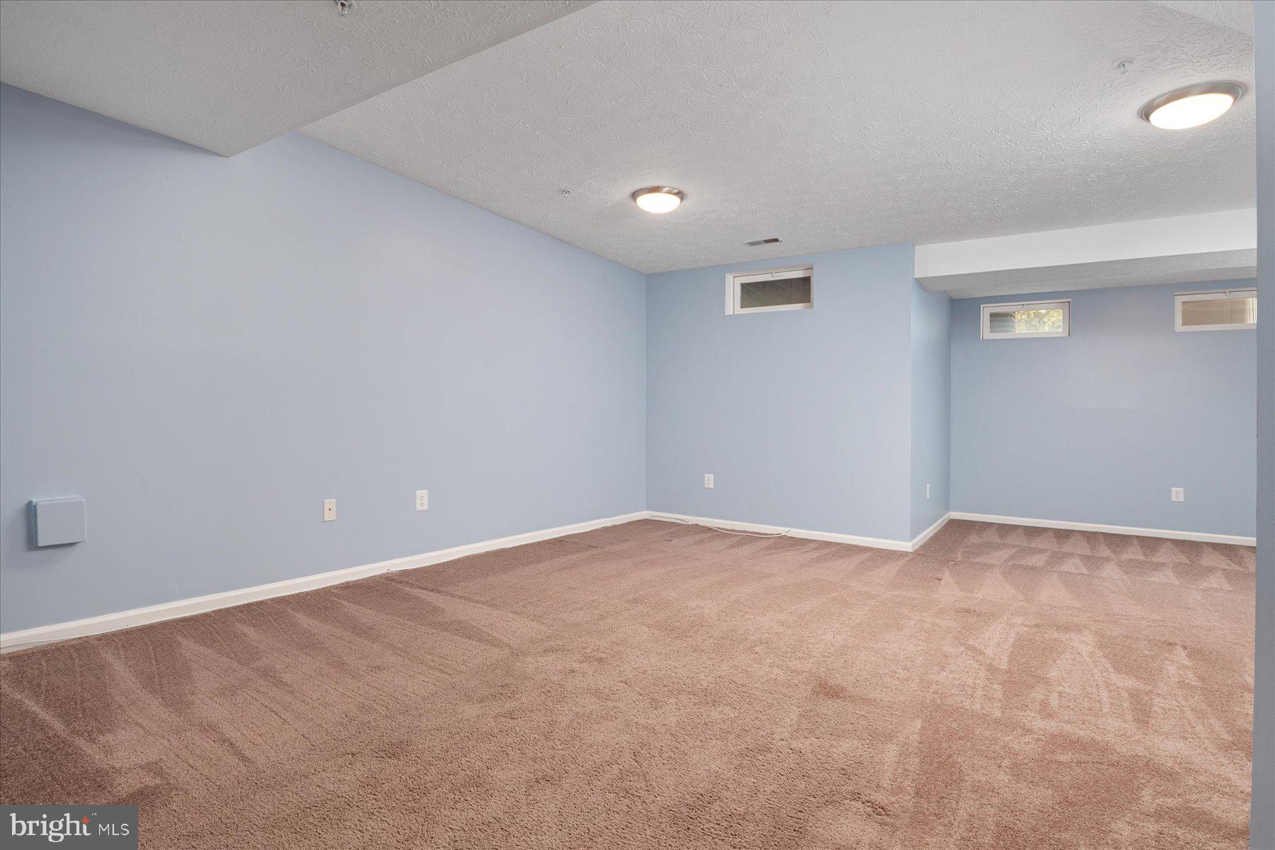 PINEY ORCHARD - Residential