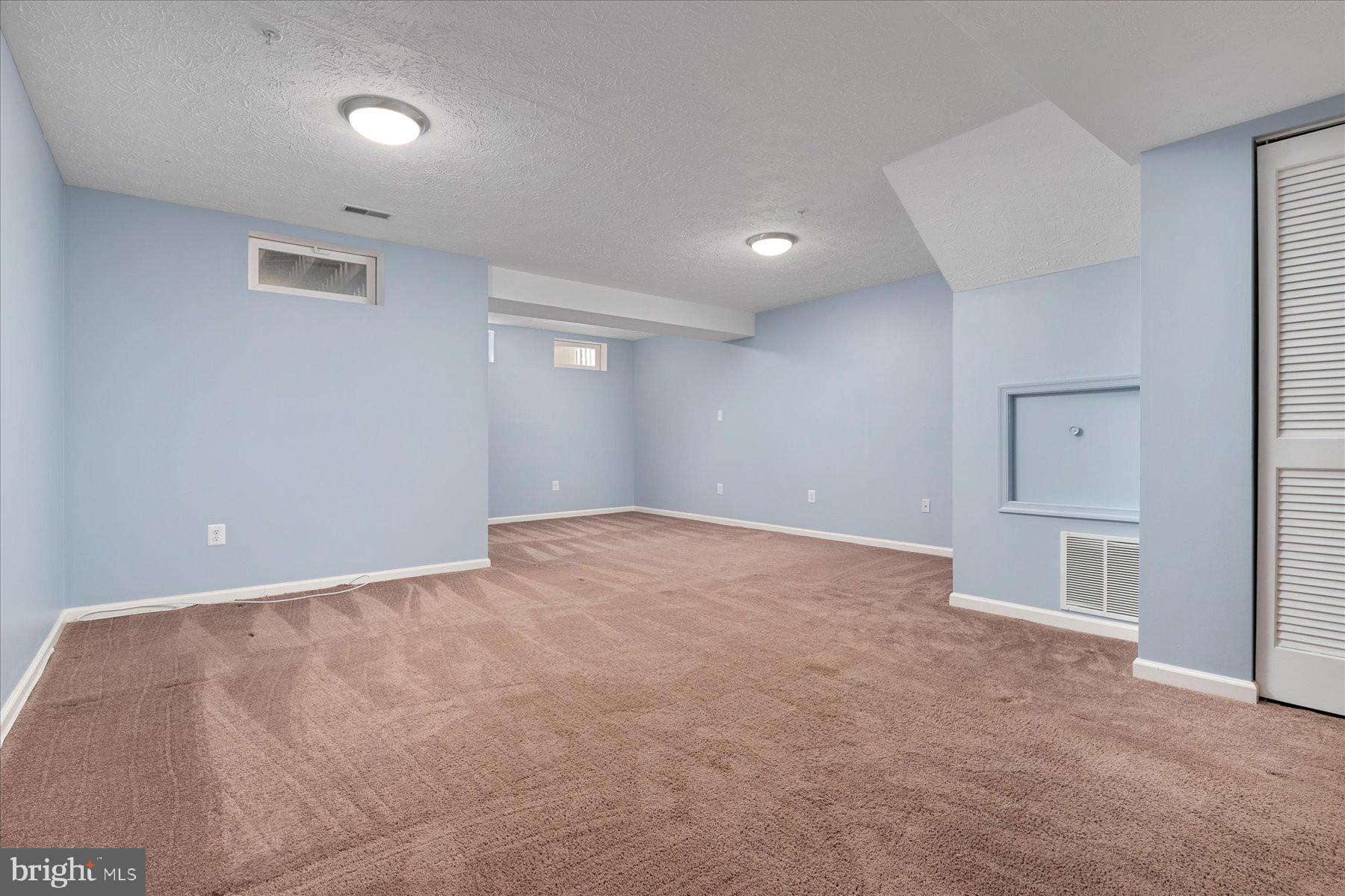 PINEY ORCHARD - Residential