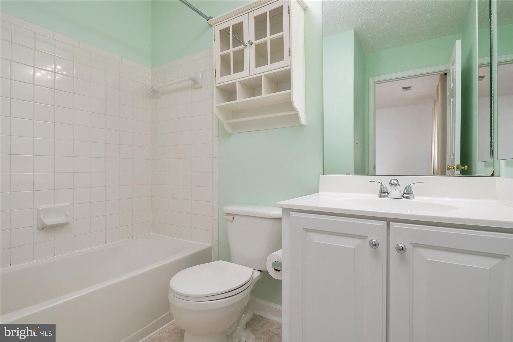 PINEY ORCHARD - Residential