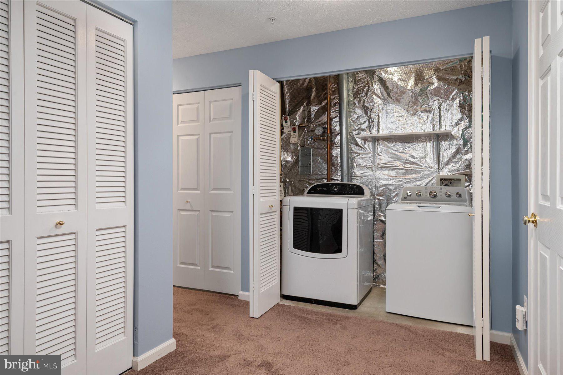 PINEY ORCHARD - Residential