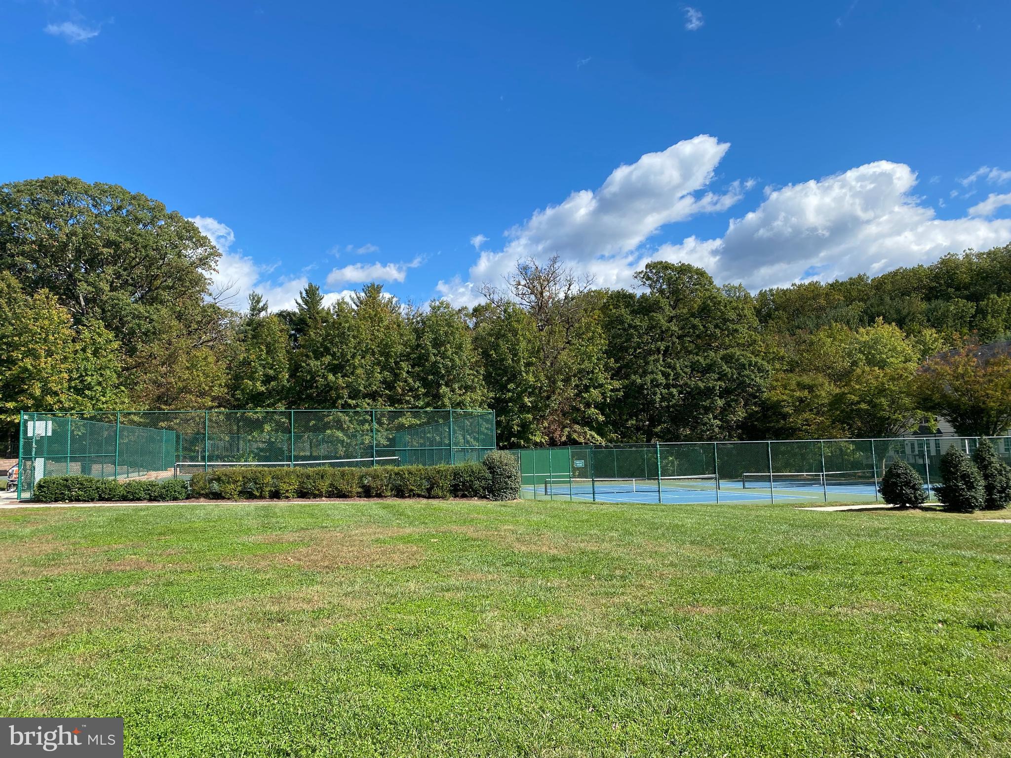 QUINCE ORCHARD PARK - Residential Lease