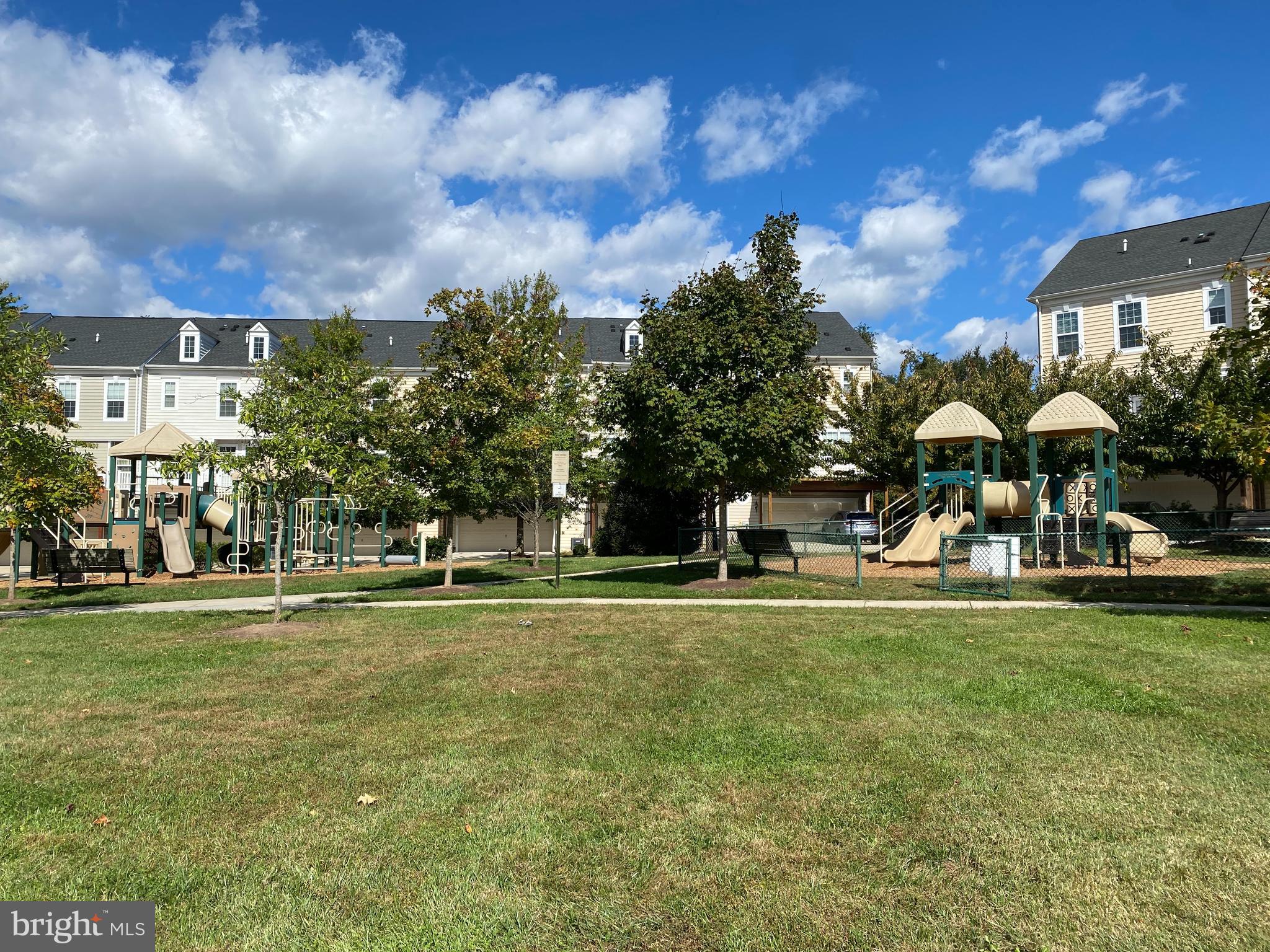 QUINCE ORCHARD PARK - Residential Lease