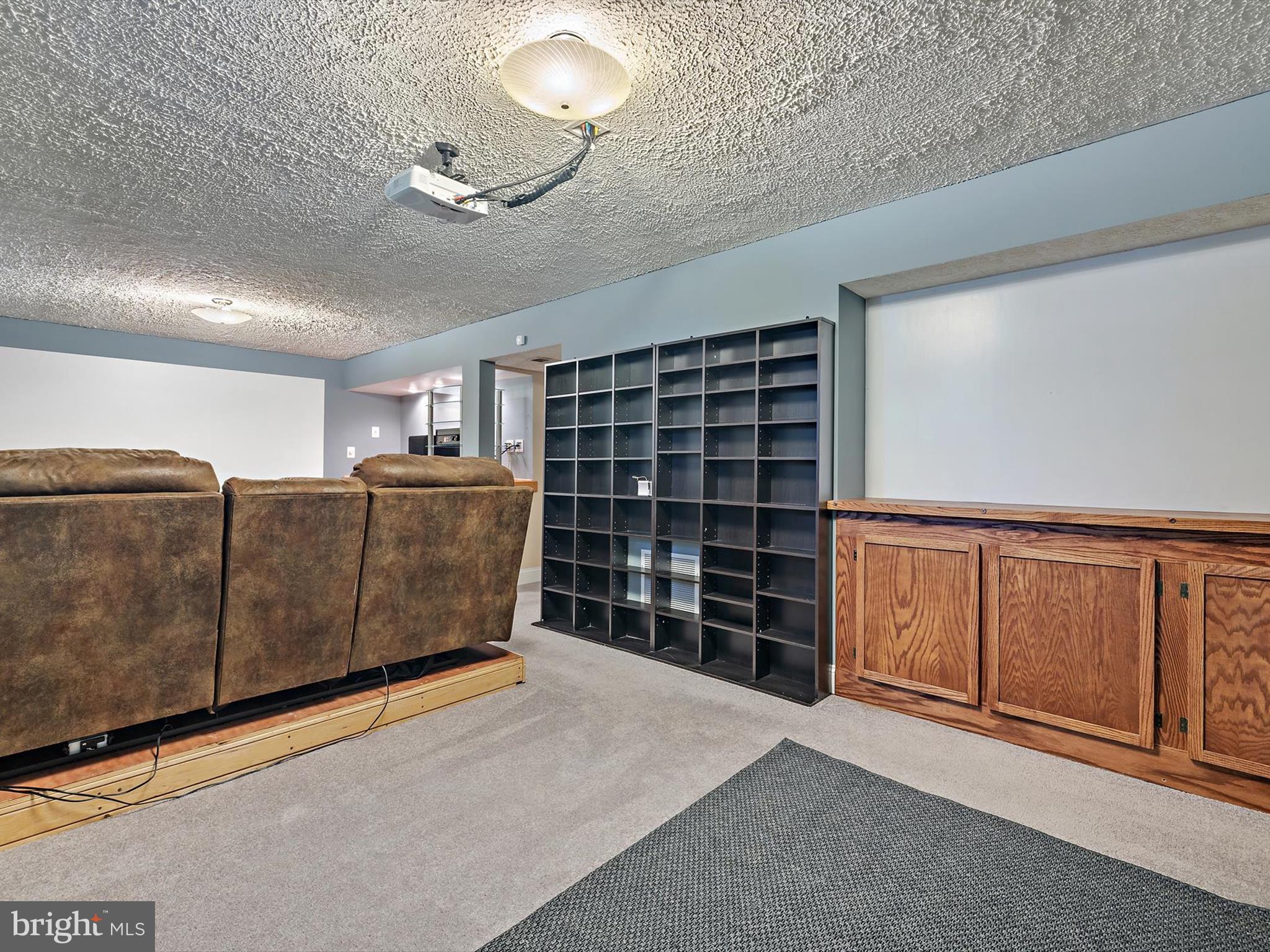 WINDSWEPT ESTATES - Residential