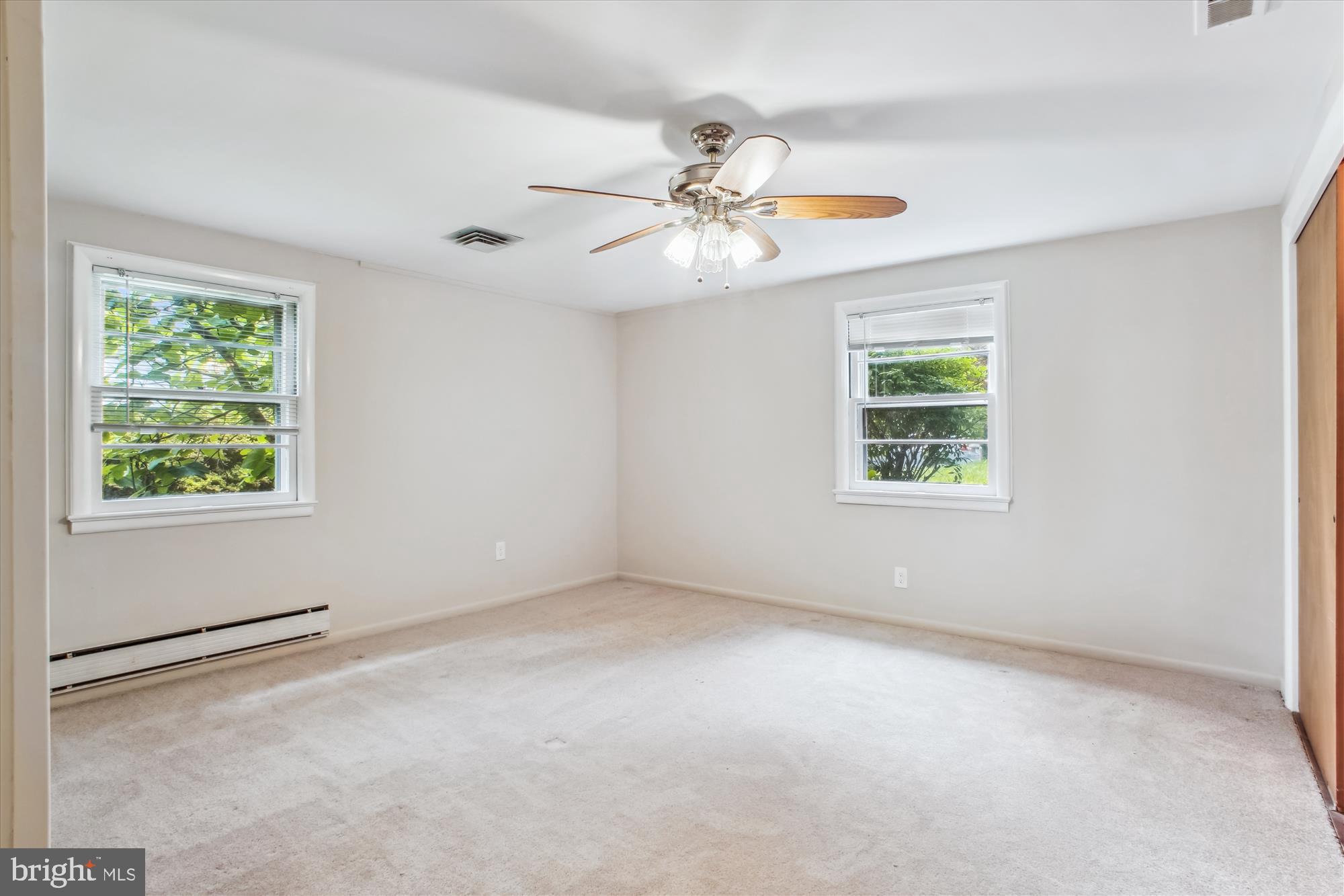 SLEEPY HOLLOW - Residential