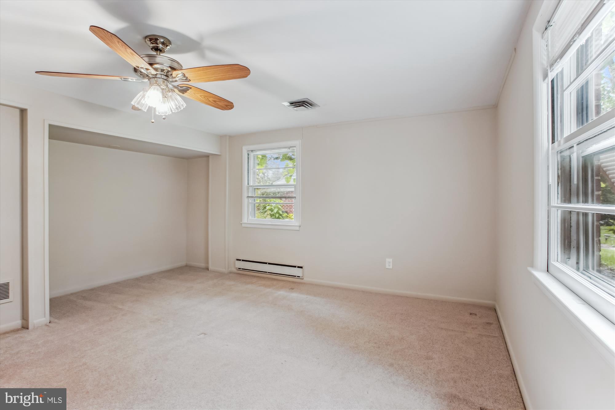 SLEEPY HOLLOW - Residential