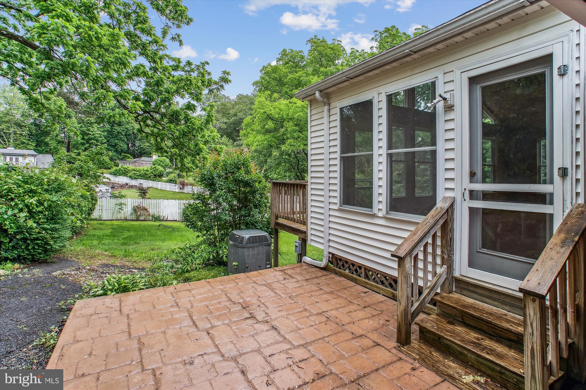 SLEEPY HOLLOW - Residential