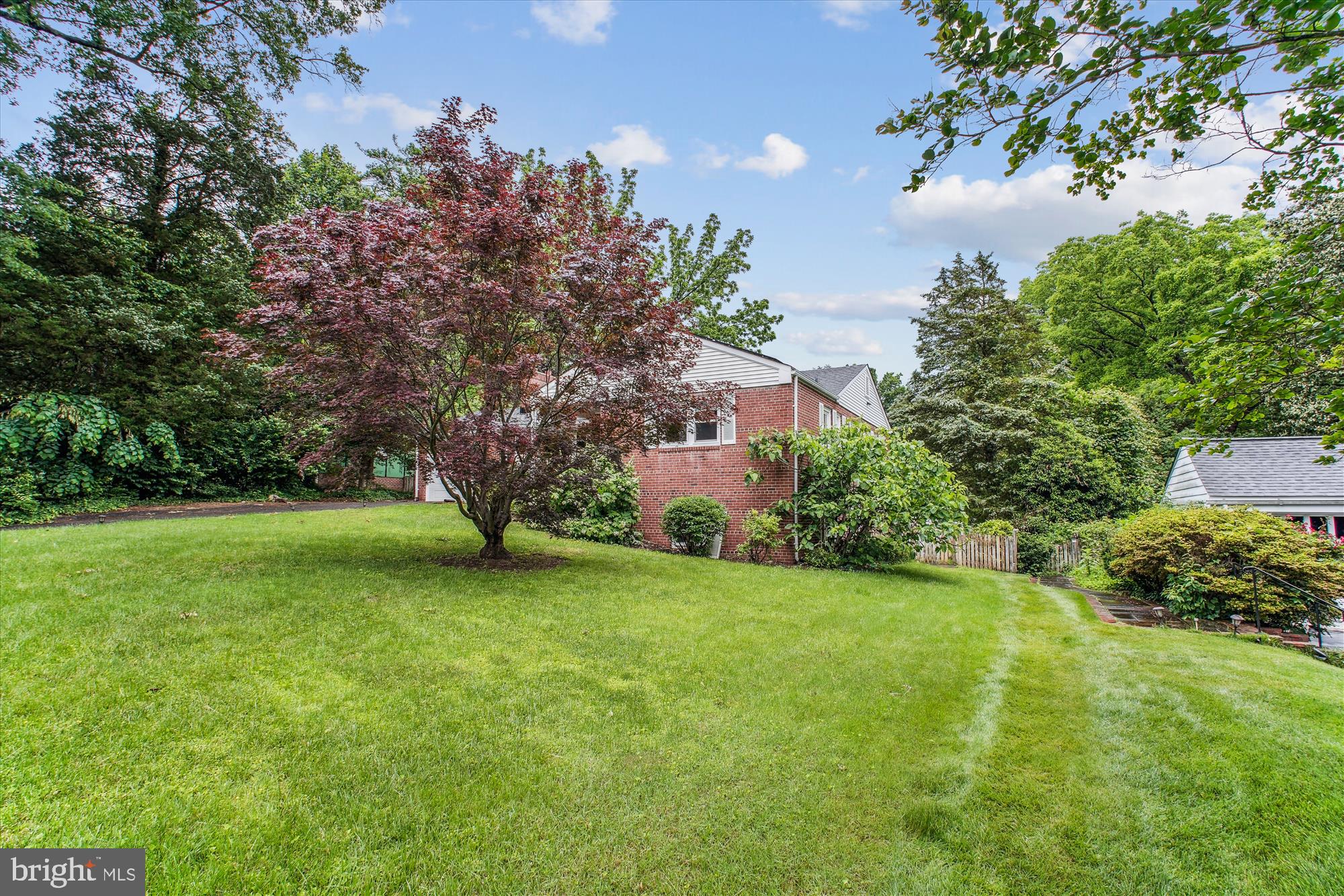 SLEEPY HOLLOW - Residential