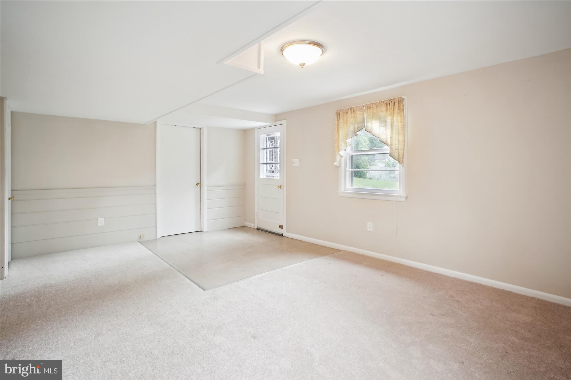 SLEEPY HOLLOW - Residential