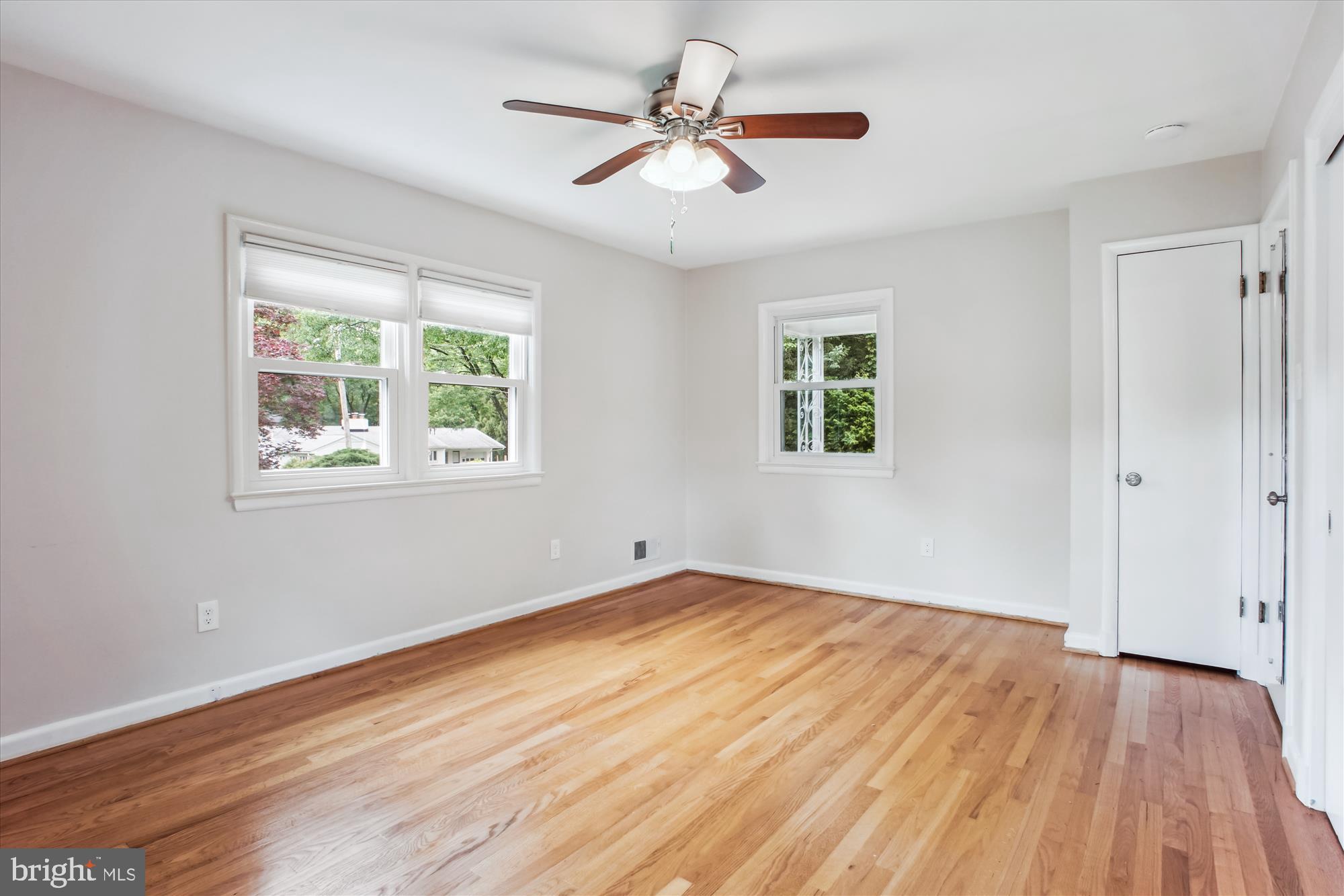 SLEEPY HOLLOW - Residential