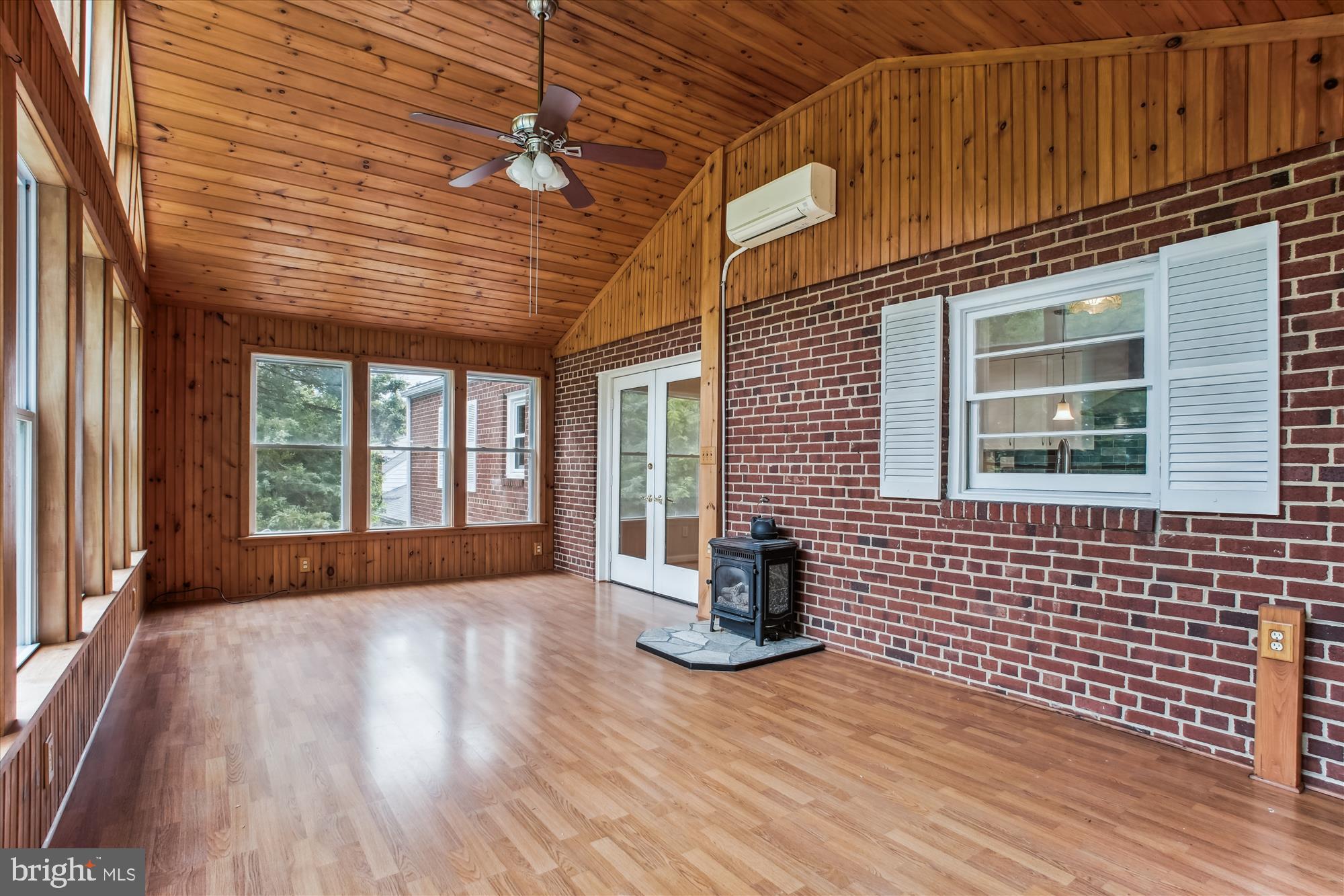 SLEEPY HOLLOW - Residential