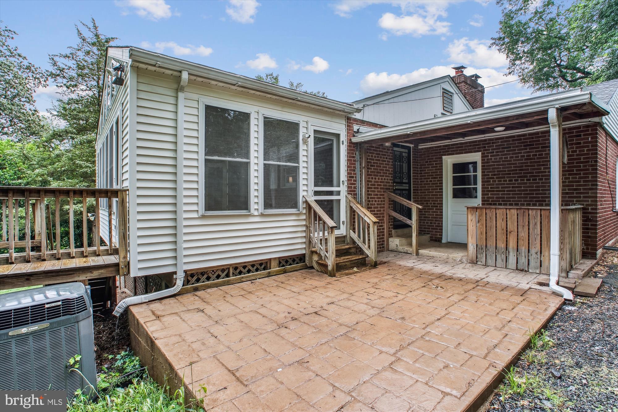 SLEEPY HOLLOW - Residential