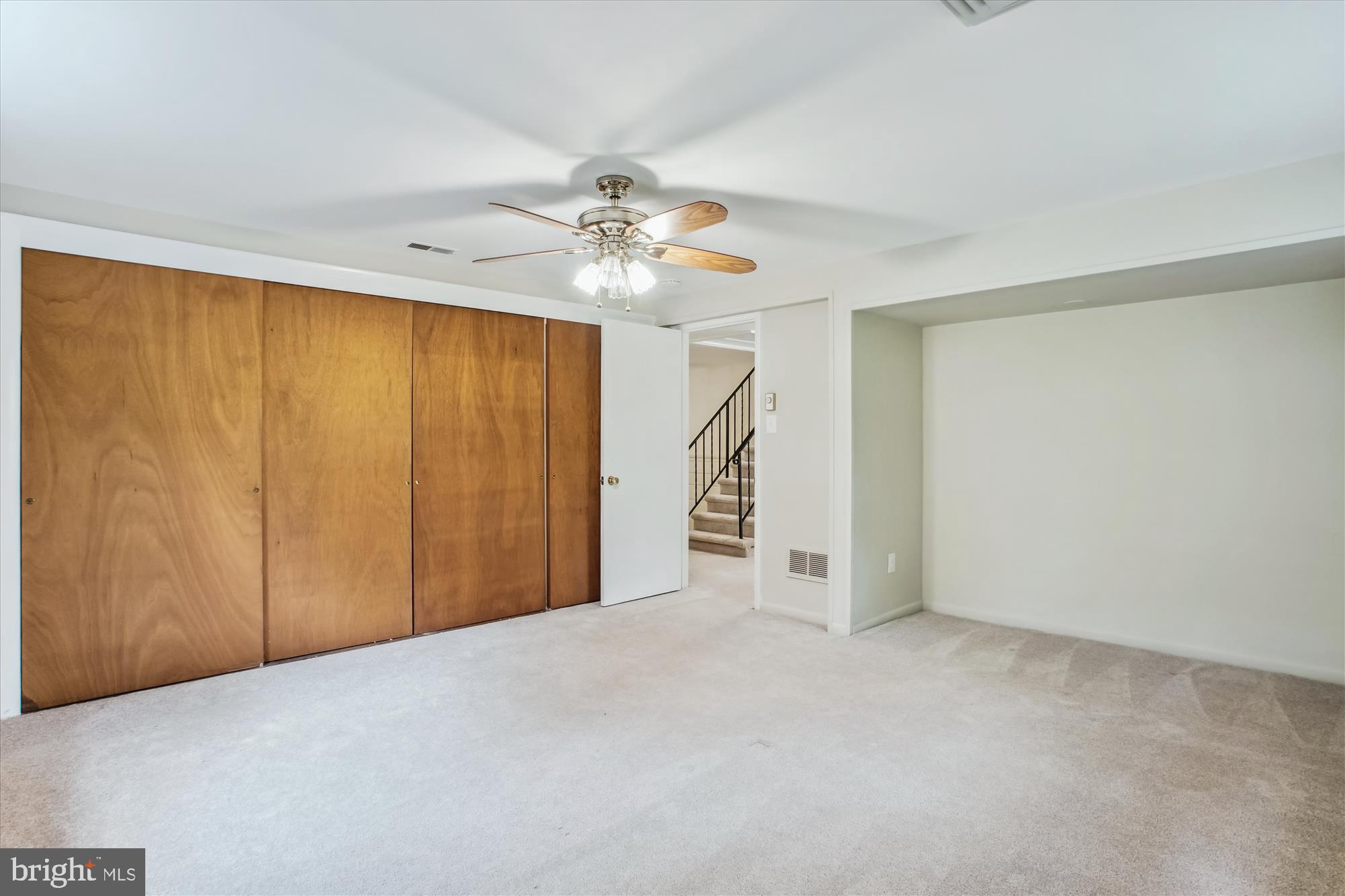 SLEEPY HOLLOW - Residential