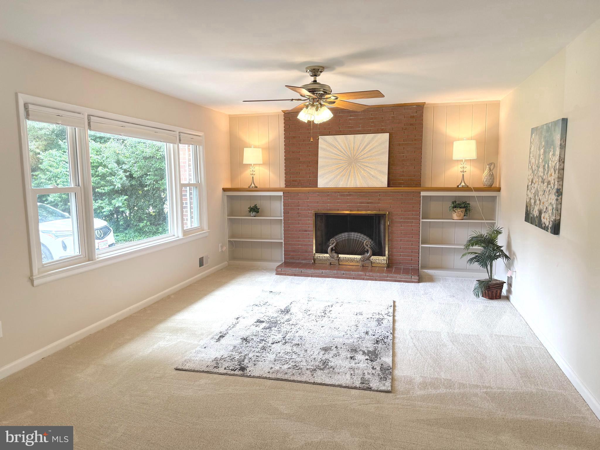 SLEEPY HOLLOW - Residential