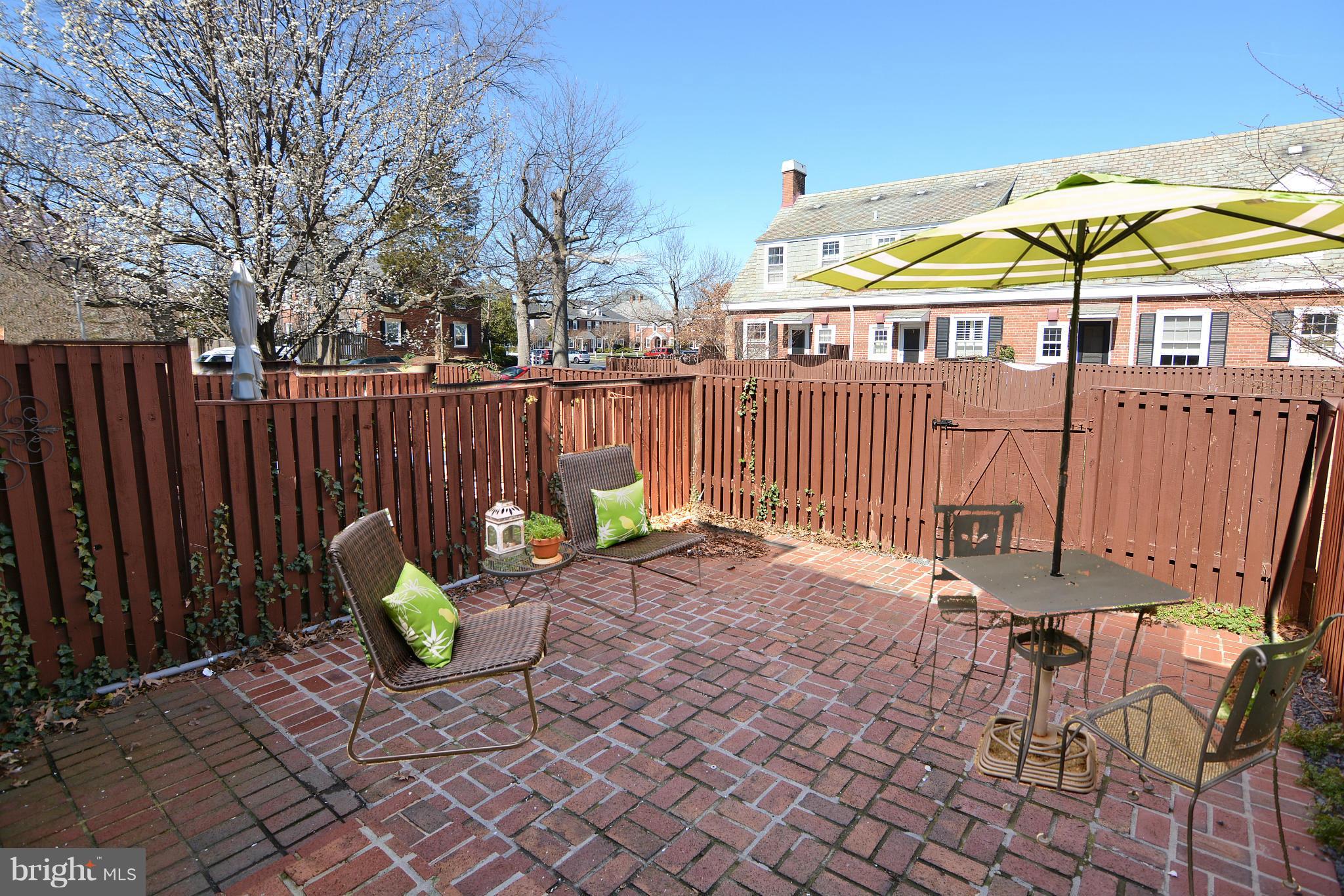 FAIRLINGTON - Residential