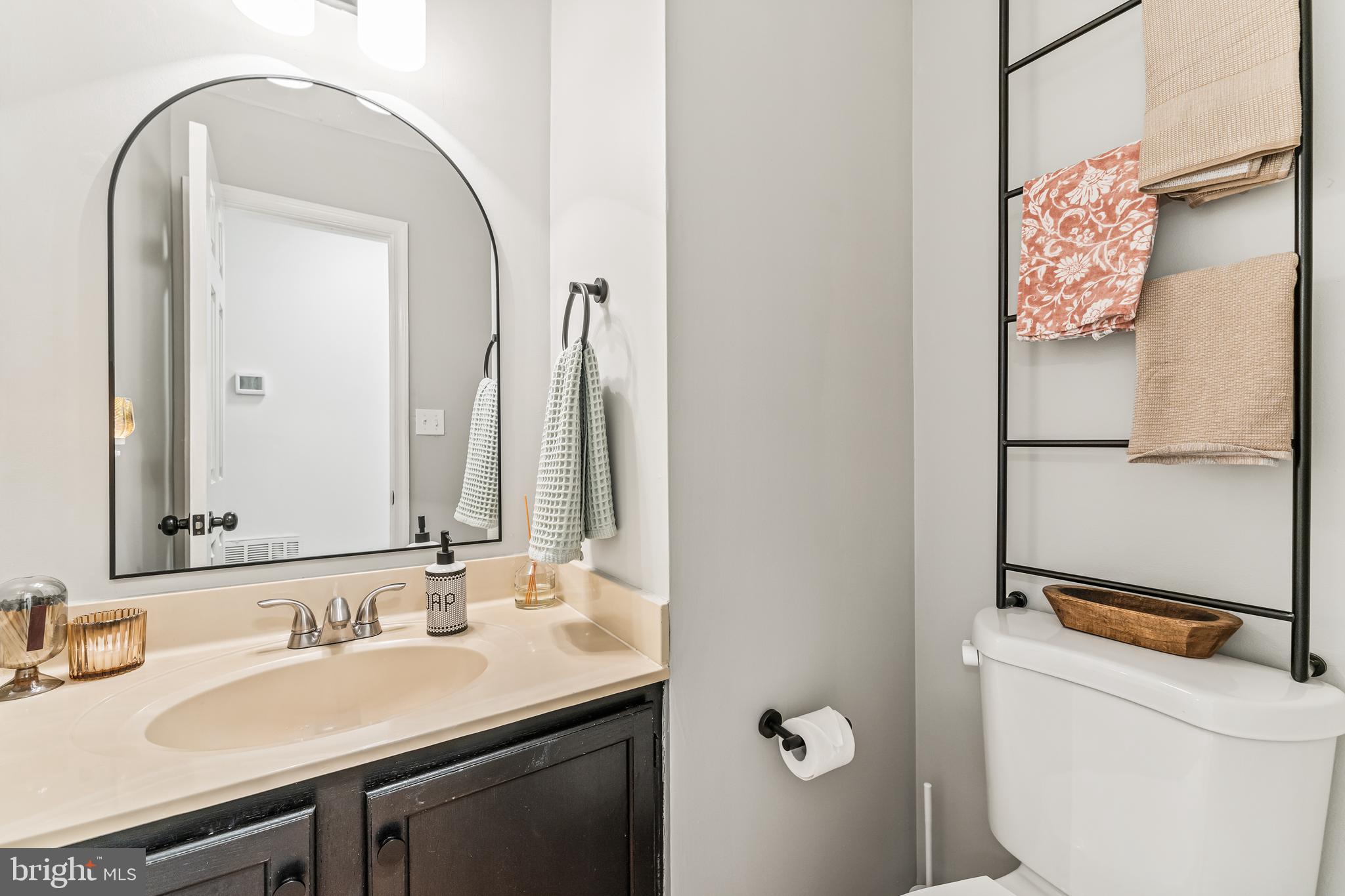 HOLLEYBROOKE/COBBLESTONE - Residential