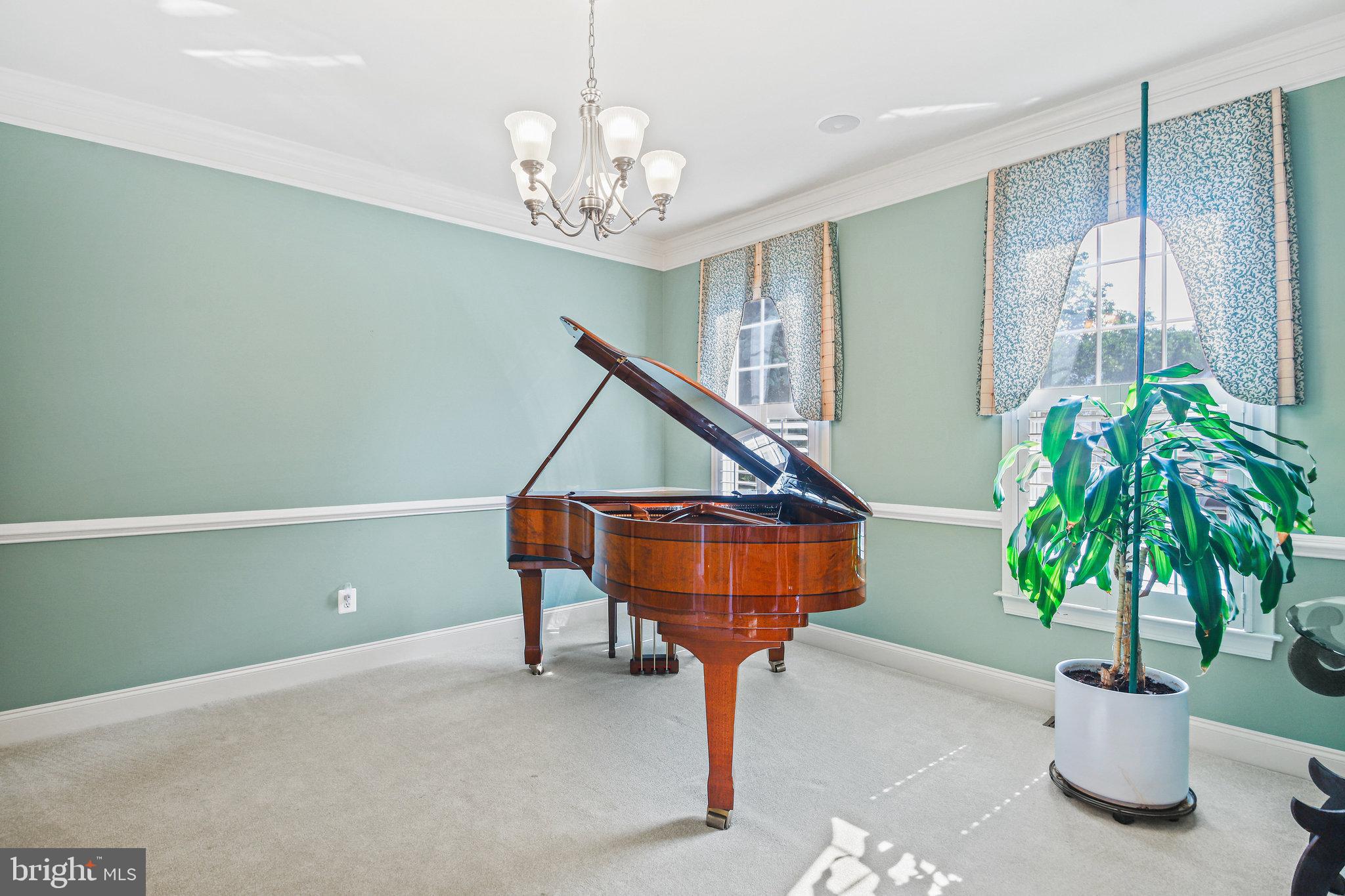 DOMINION VALLEY COUNTRY CLUB - Residential