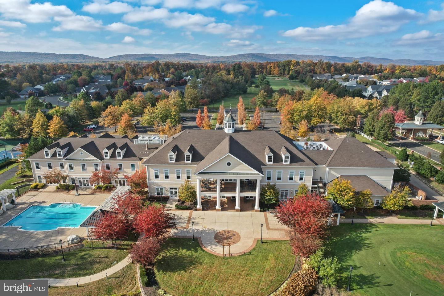 DOMINION VALLEY COUNTRY CLUB - Residential