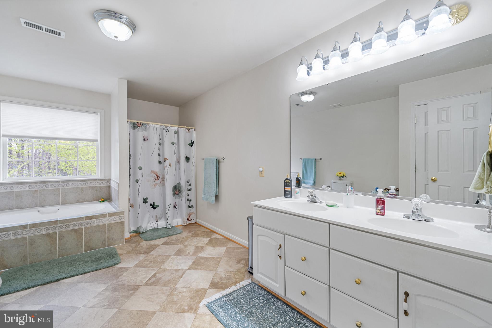 BENEDICT - Residential