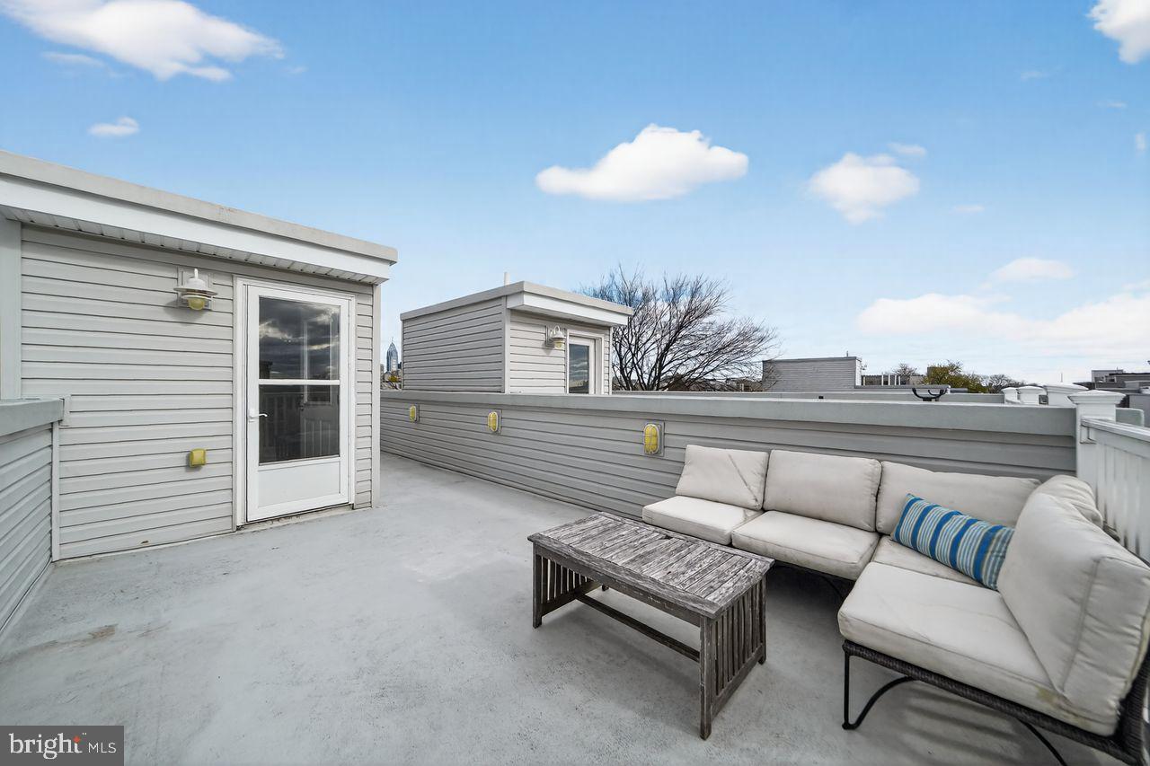 POINT BREEZE - Residential