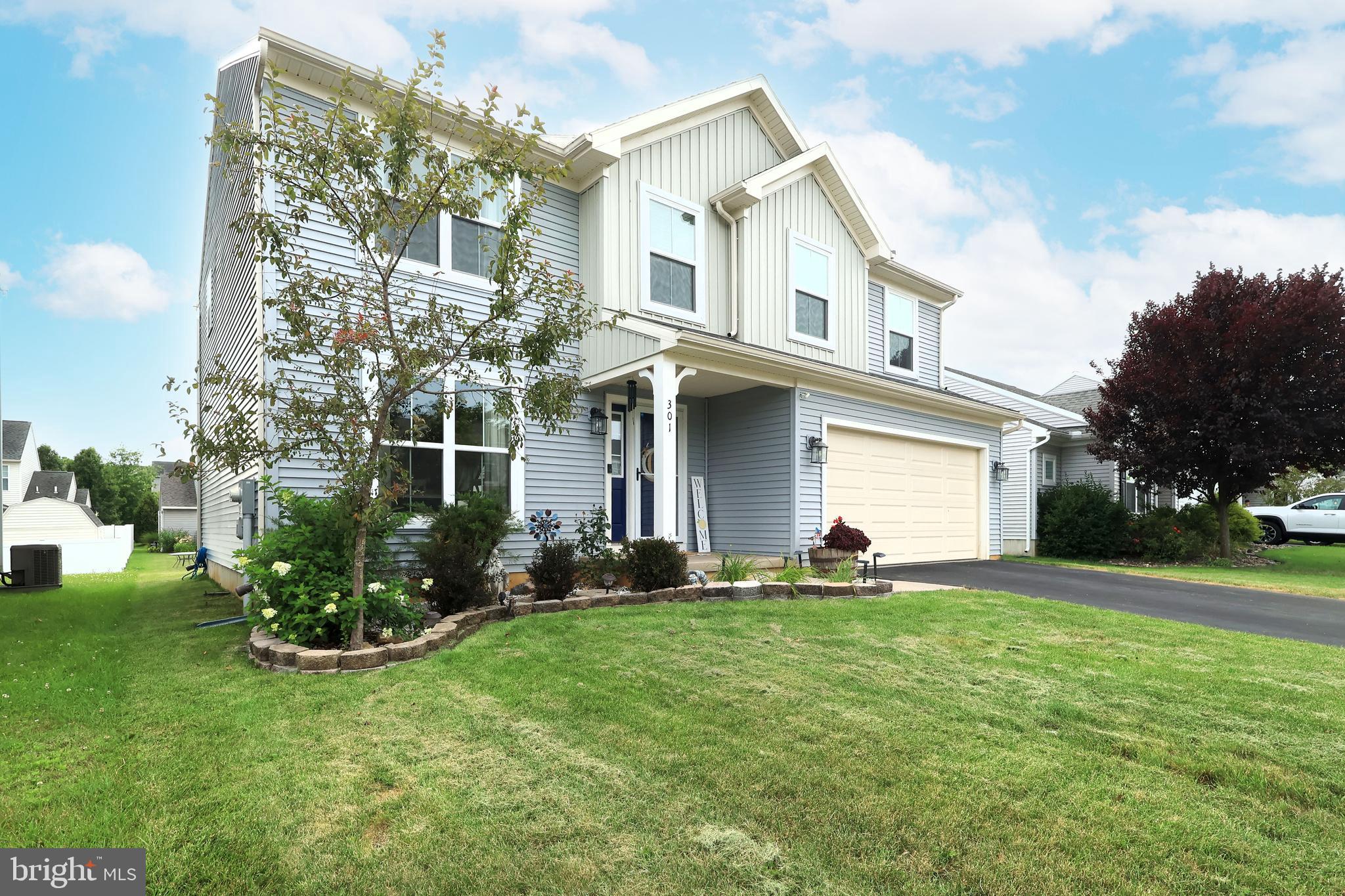301 AMBERLEIGH LANE