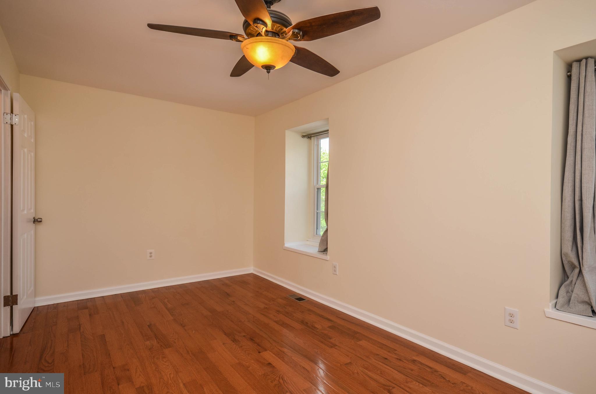 GUNNERS VIEW - Residential Lease