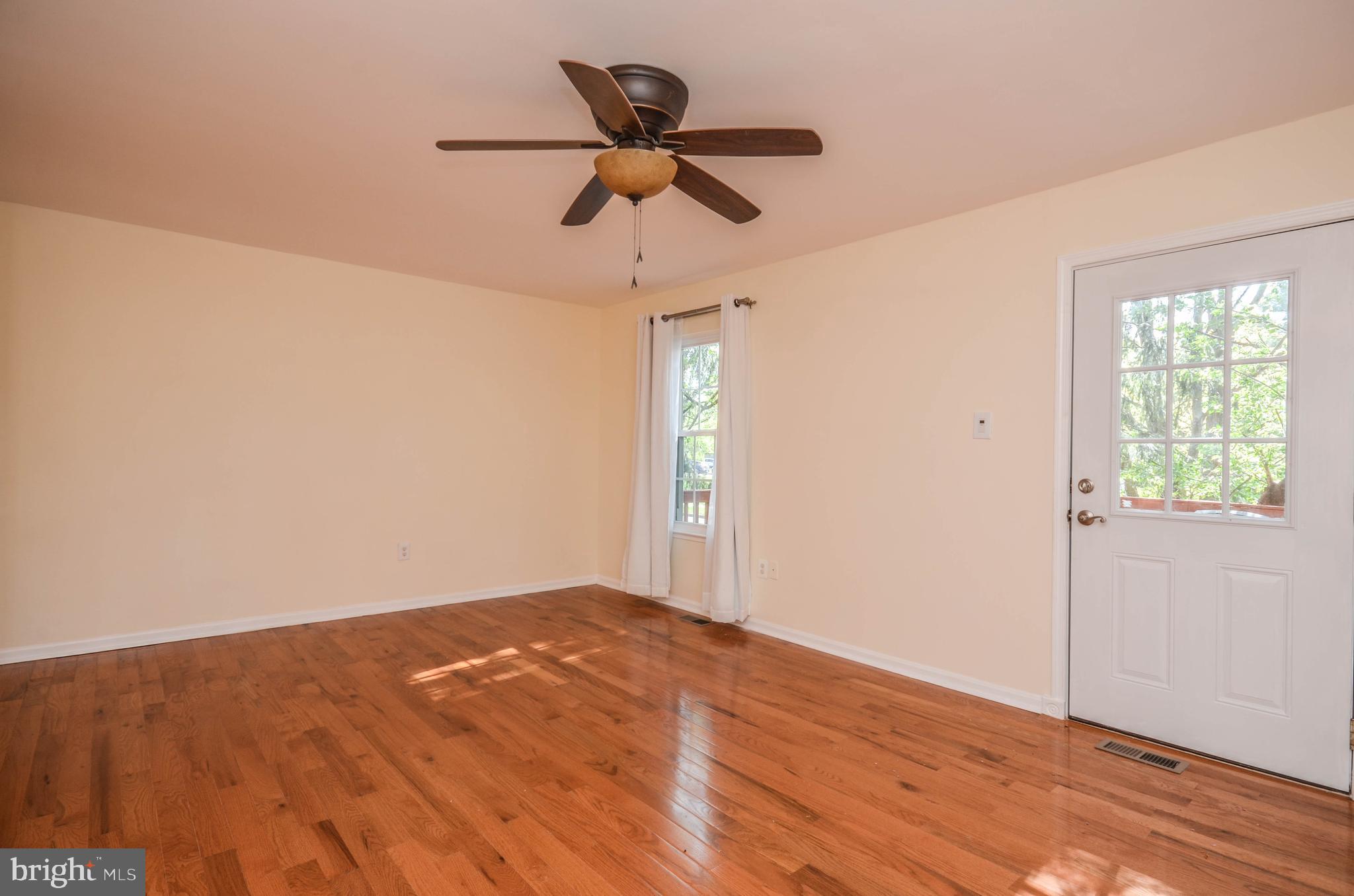 GUNNERS VIEW - Residential Lease