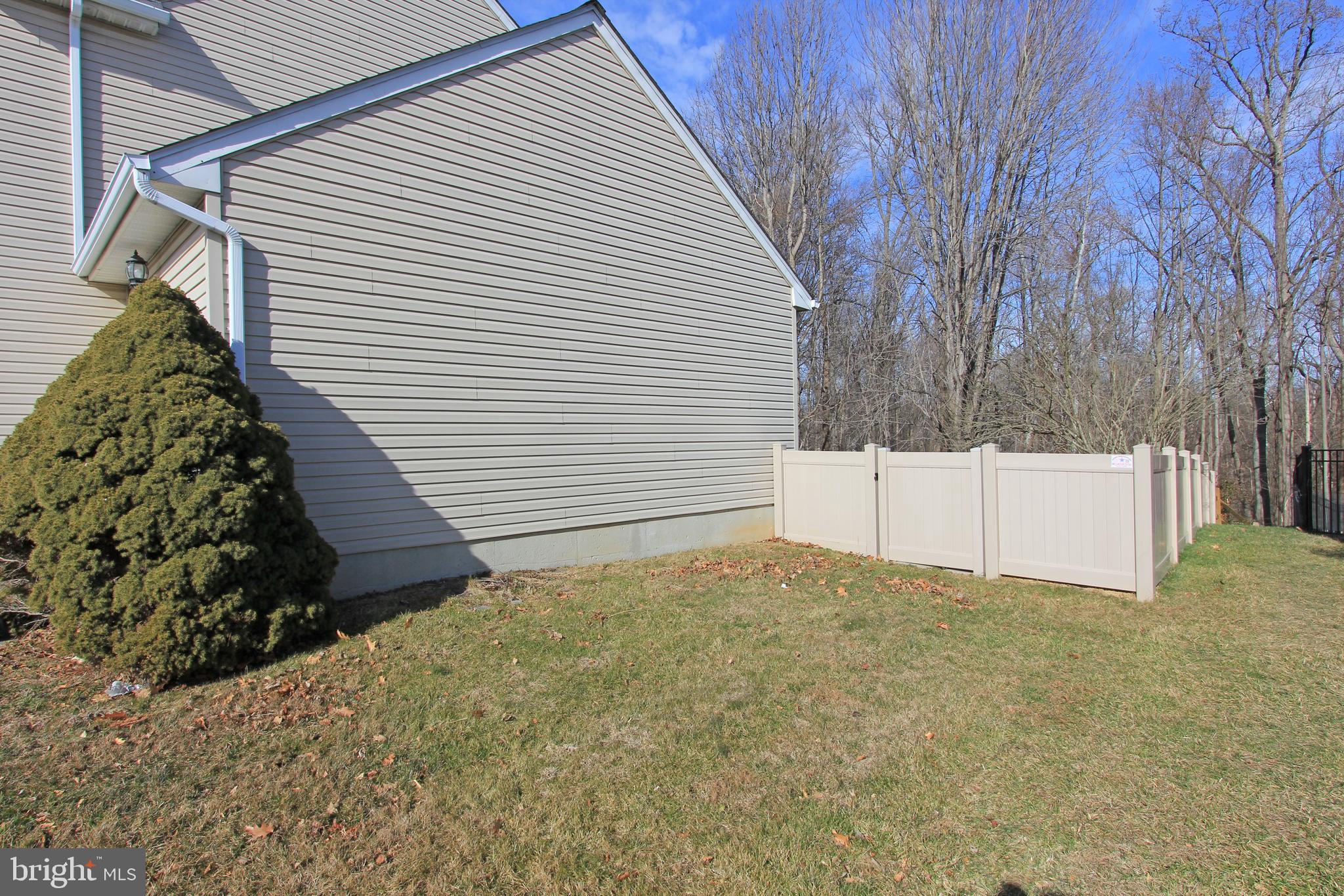 251 E FLAGSTONE DRIVE