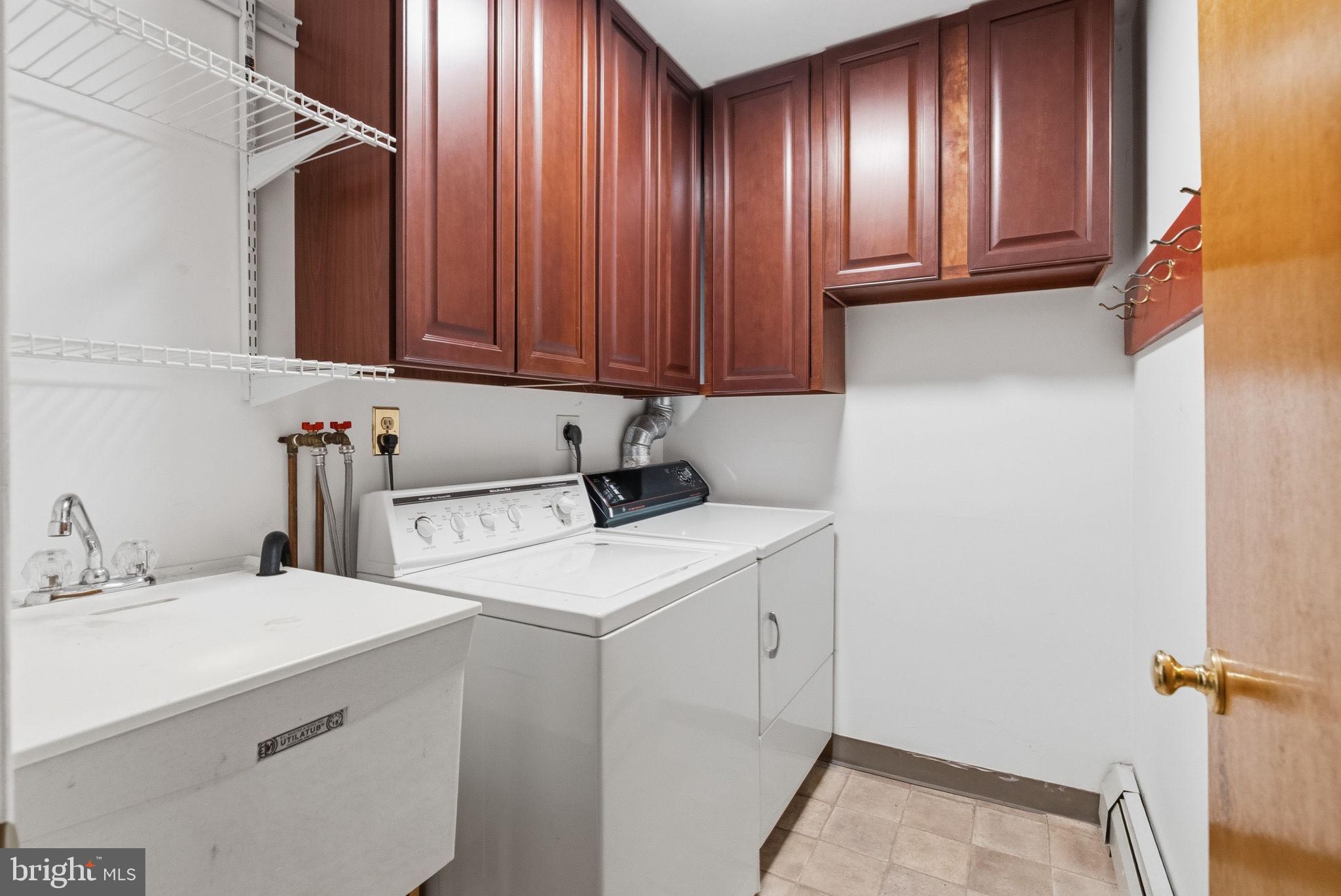 OAK PARK - Residential