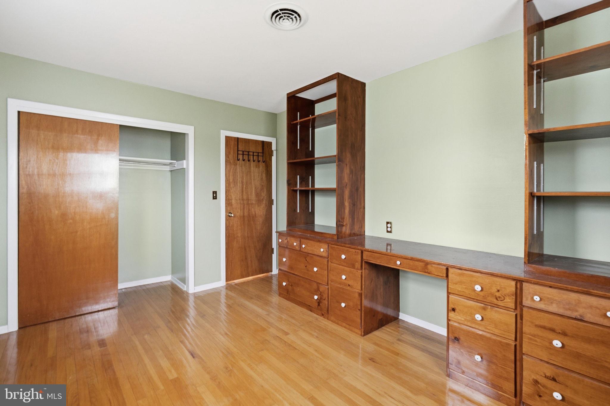 OAK PARK - Residential