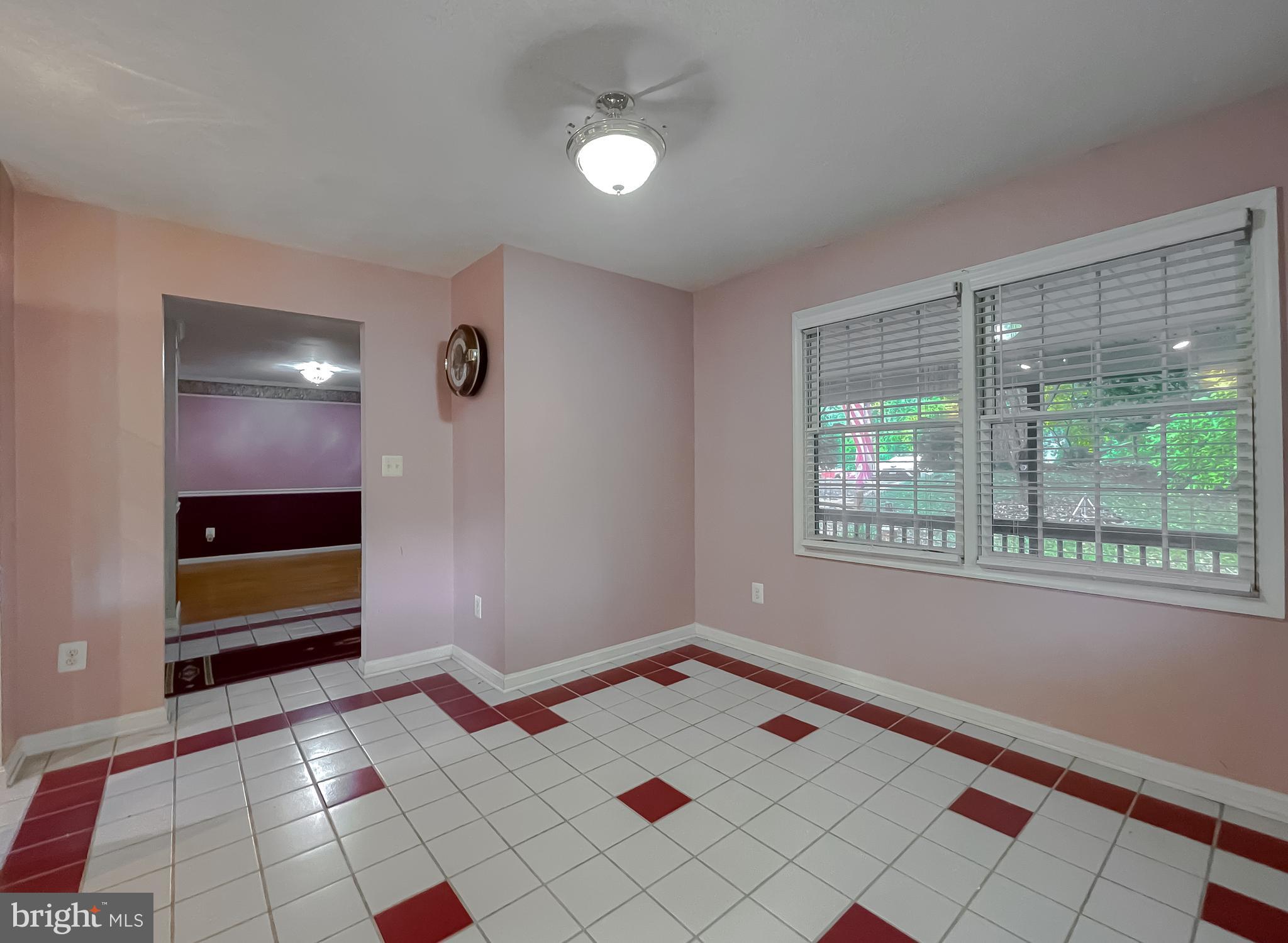 LONG BEACH HEIGHTS - Residential