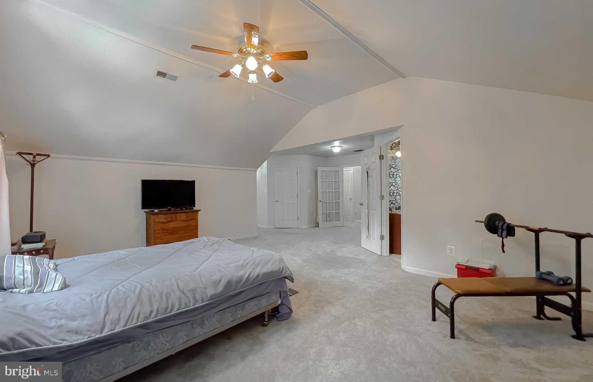 LONG BEACH HEIGHTS - Residential